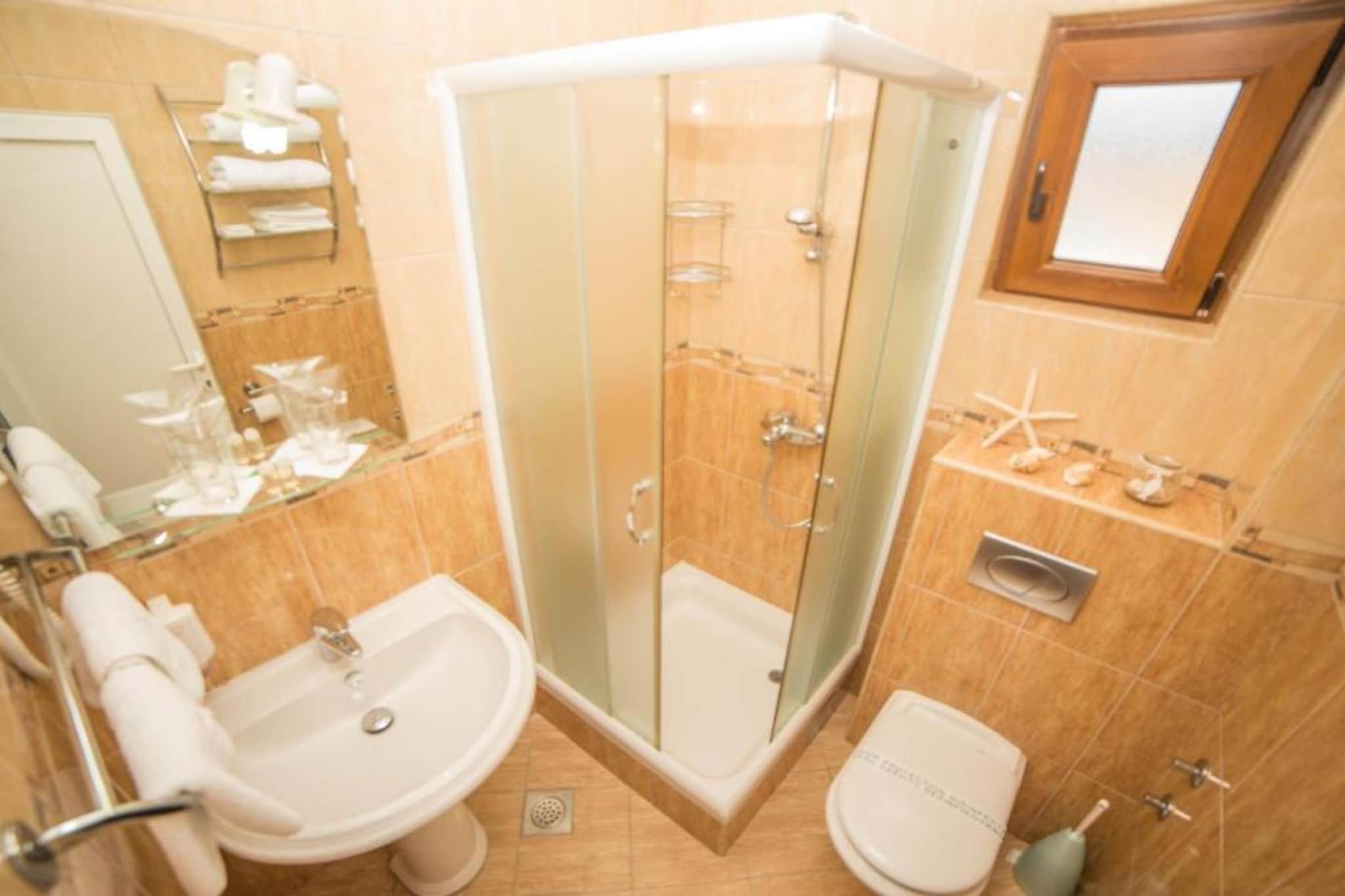 Fiammanti Hotel Montenegro-Triple Room with Balcony and Sea View 3 - Salle de bain
