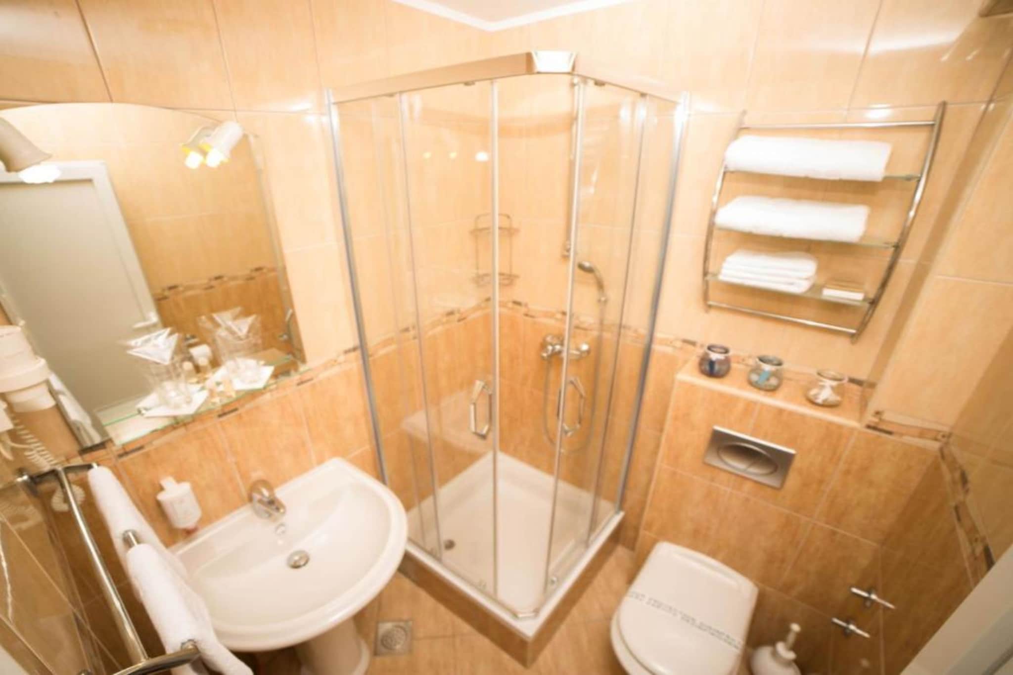 Fiammanti Hotel Montenegro-Triple Room with Balcony and Sea View 3 - Salle de bain