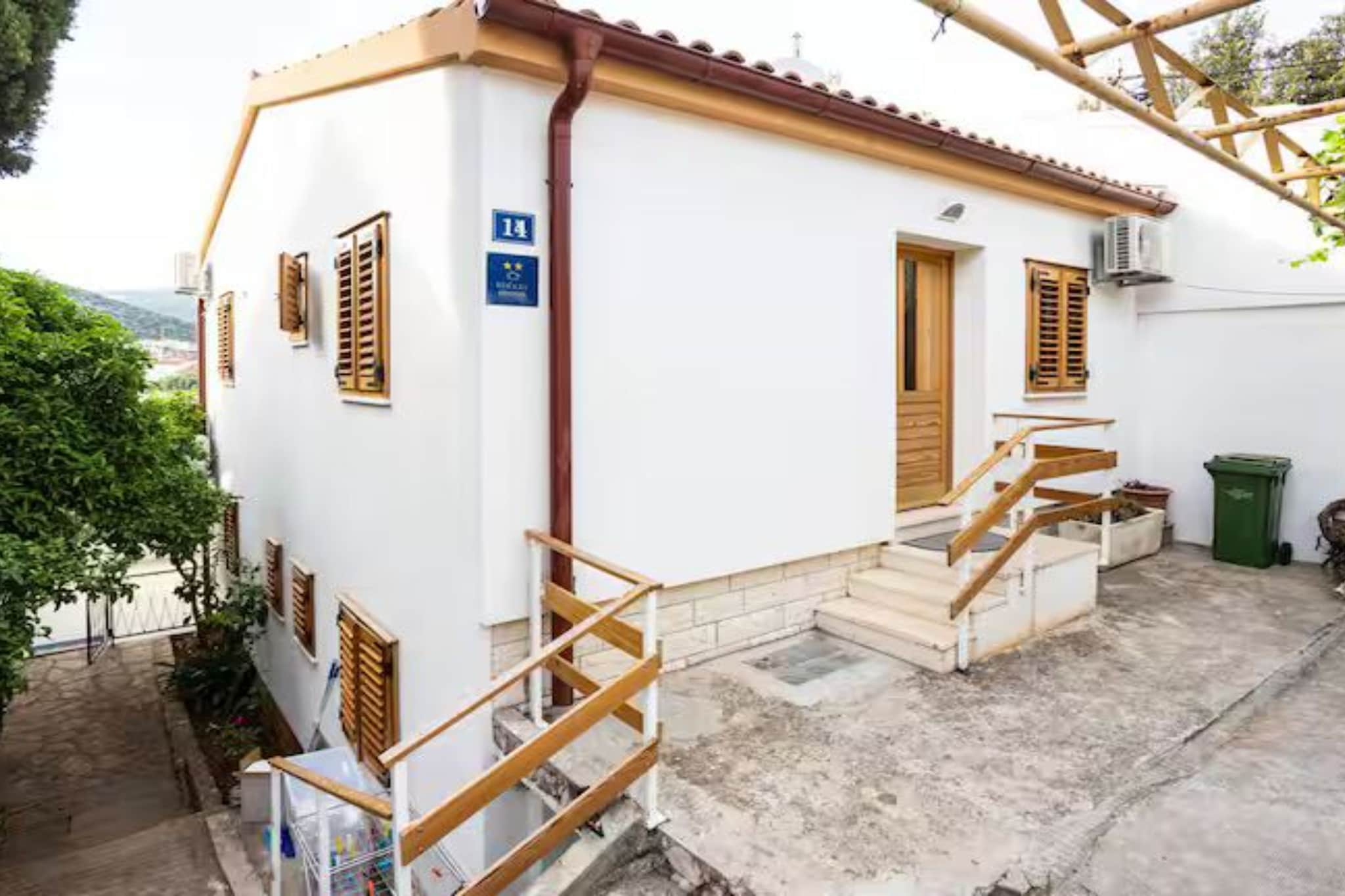 Blue Magic Apartment - Two Bedroom Apartment with Sea View and Terrace - Buitenlucht
