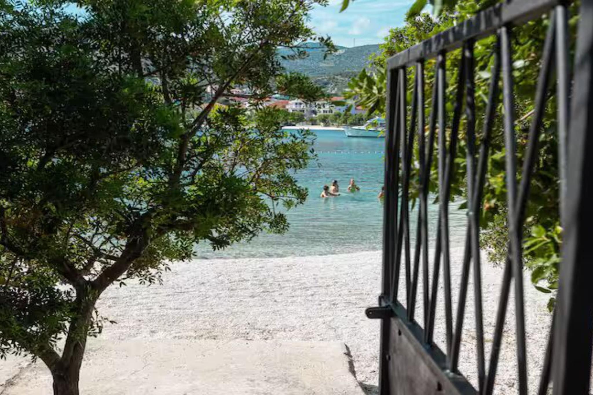 Blue Magic Apartment - Two Bedroom Apartment with Sea View and Terrace - Buitenlucht
