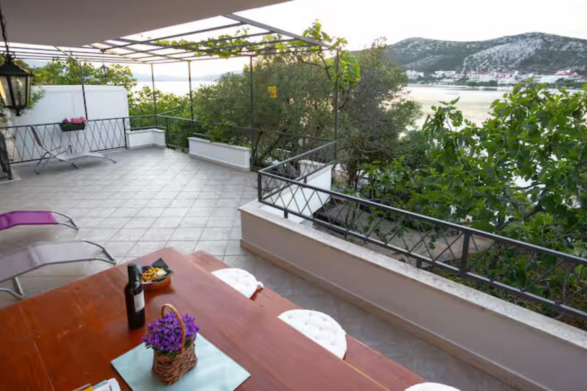 Blue Magic Apartment - Two Bedroom Apartment with Sea View and Terrace - Terras