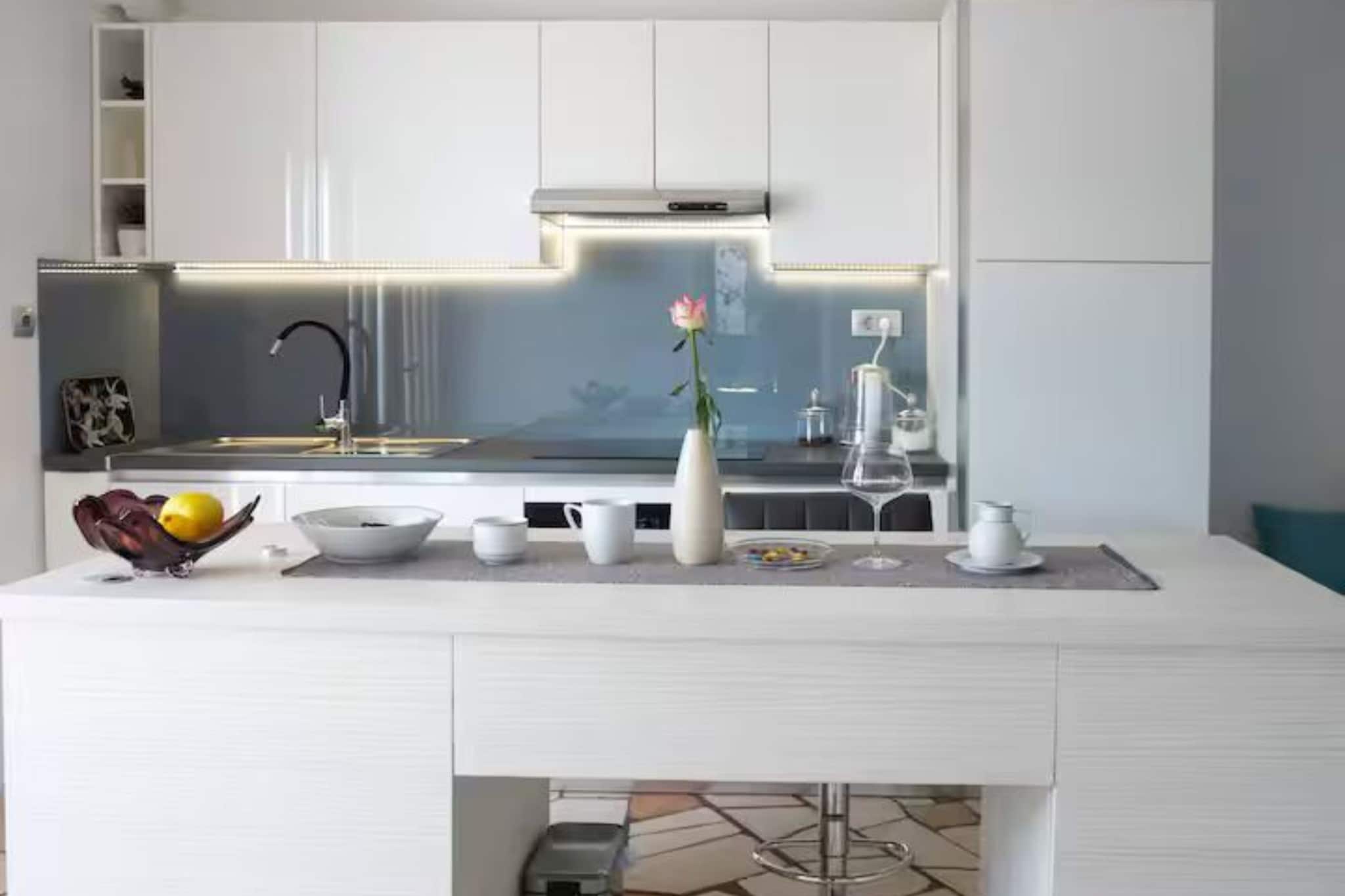 Blue Magic Apartment - Two Bedroom Apartment with Sea View and Terrace - Keuken