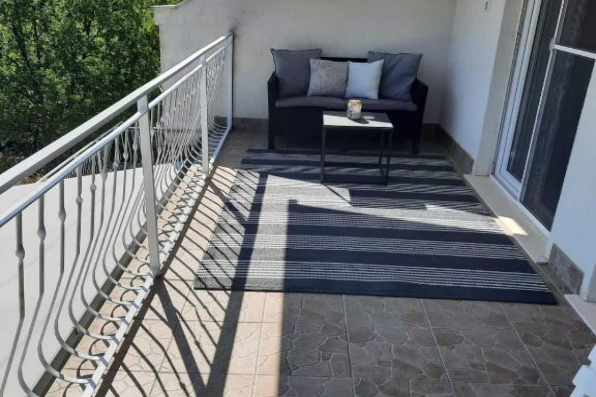 SanktVid Residence - One bedroom Apartment with view - Terrasbalkon