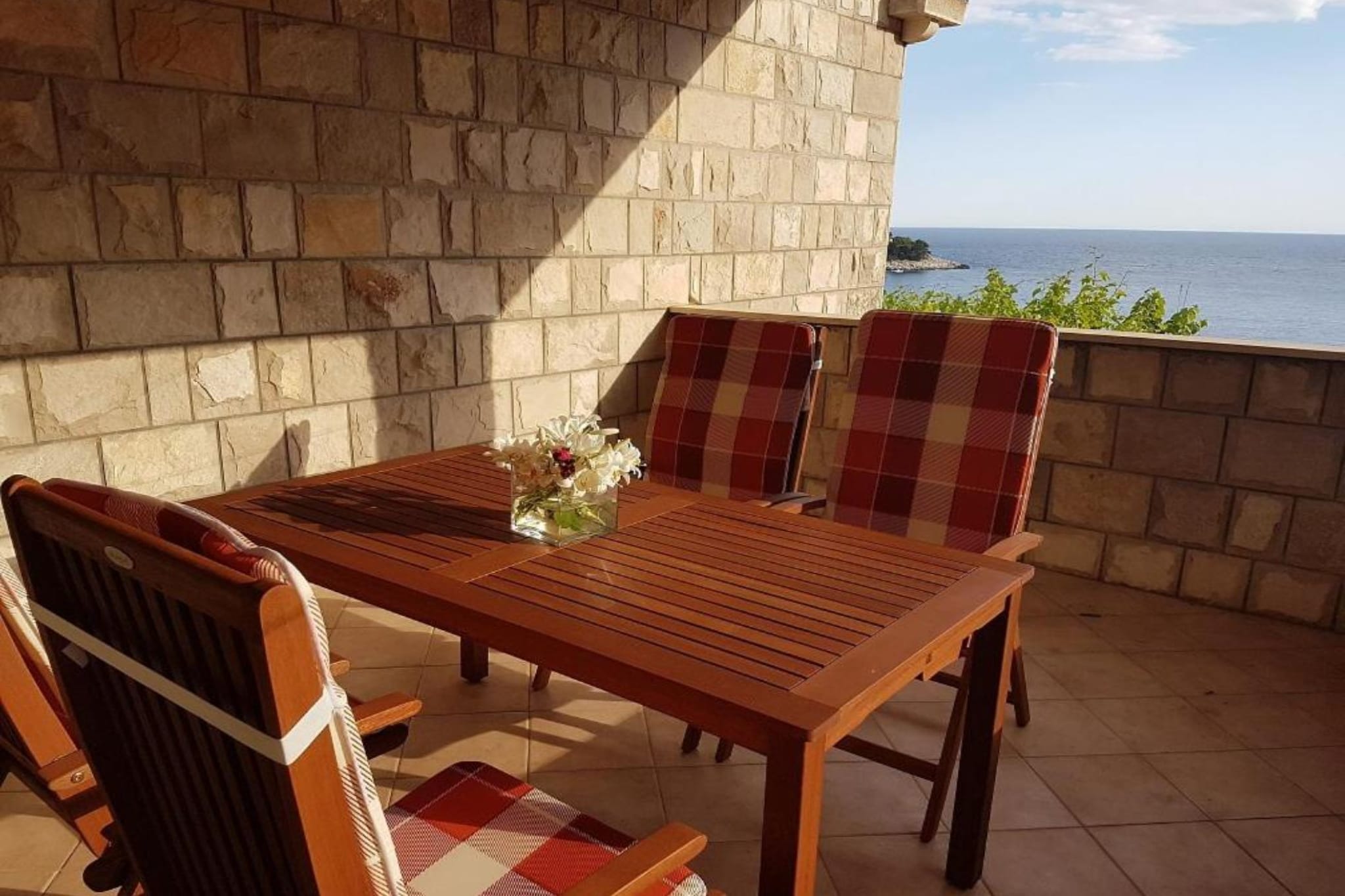 Villa Azure Saplunara - One bedroom apartment Romana - Terras