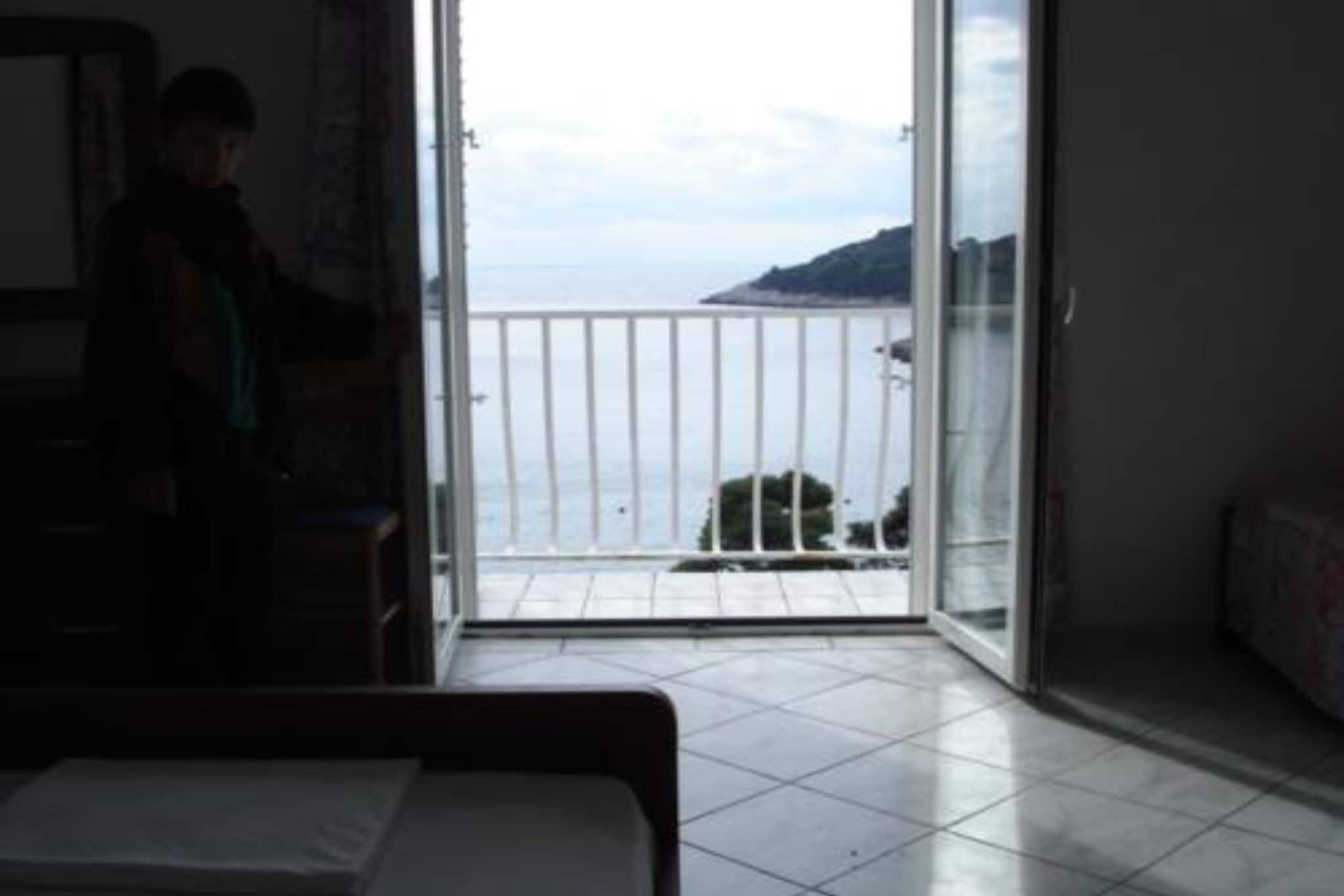 Villa Azure Saplunara - One bedroom apartment Romana