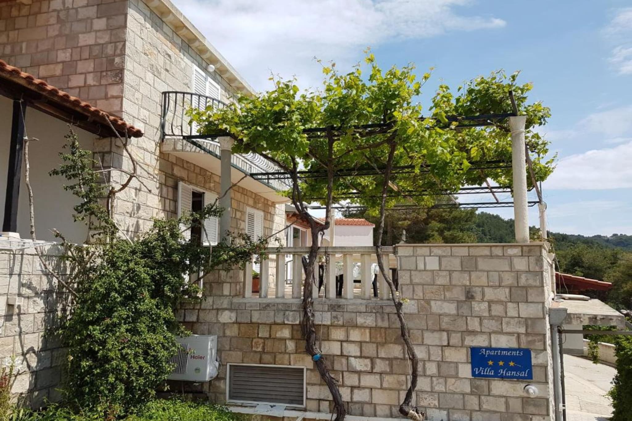 Villa Azure Saplunara - One bedroom apartment Mirta - Buitenlucht