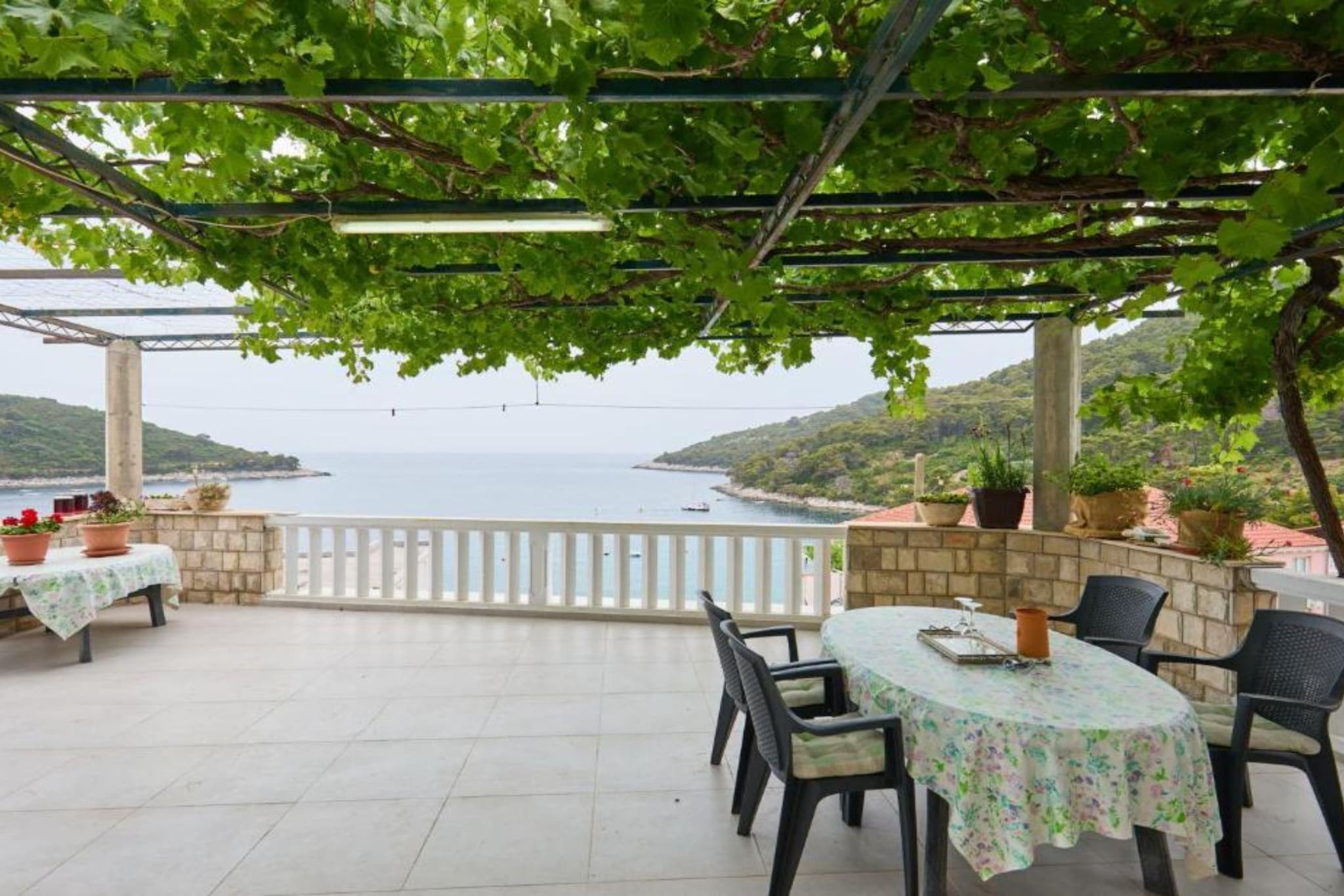 Villa Azure Saplunara - One bedroom apartment Marta - Terras