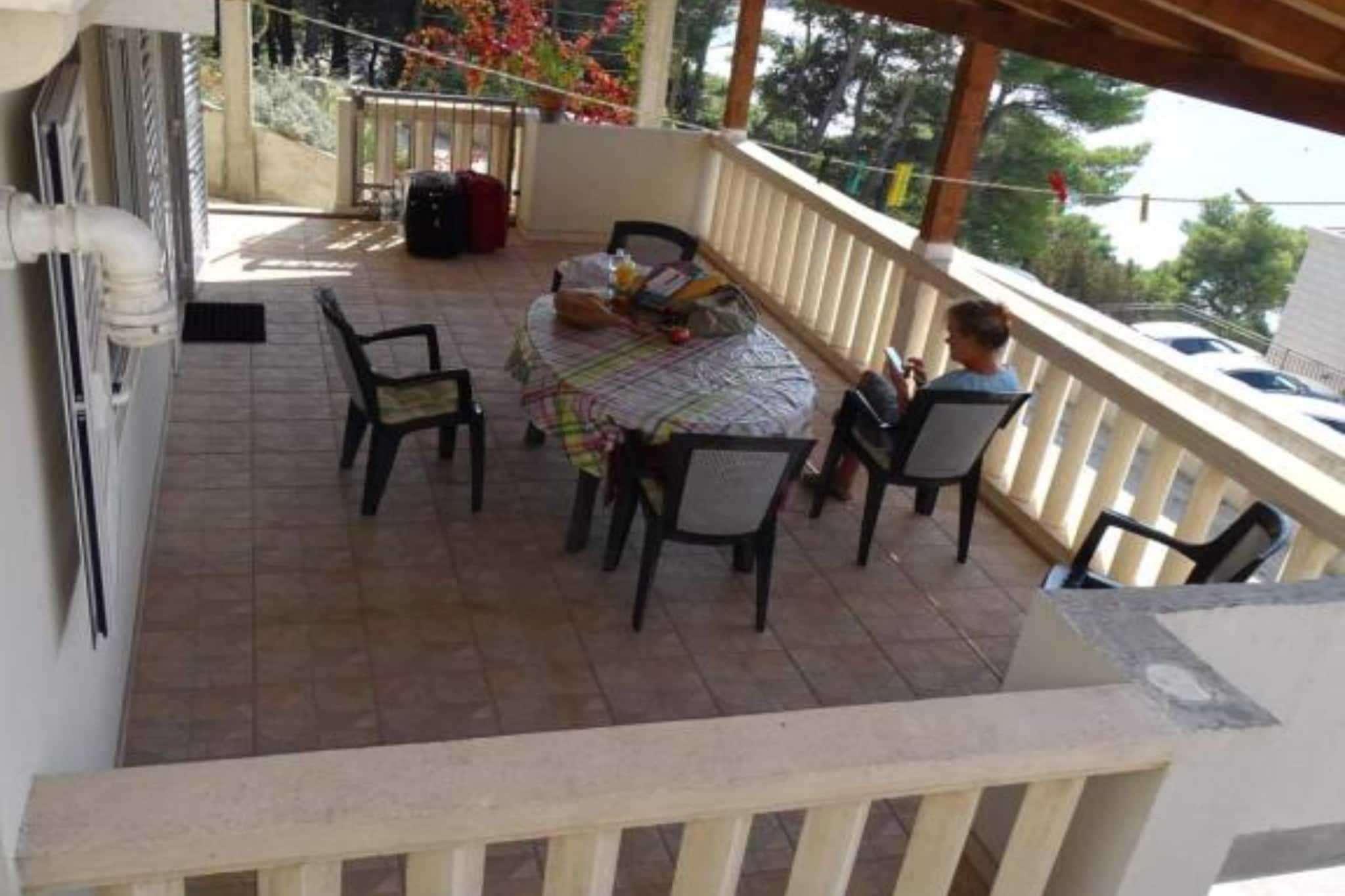 Villa Azure Saplunara - One bedroom apartment Jeny - Terras