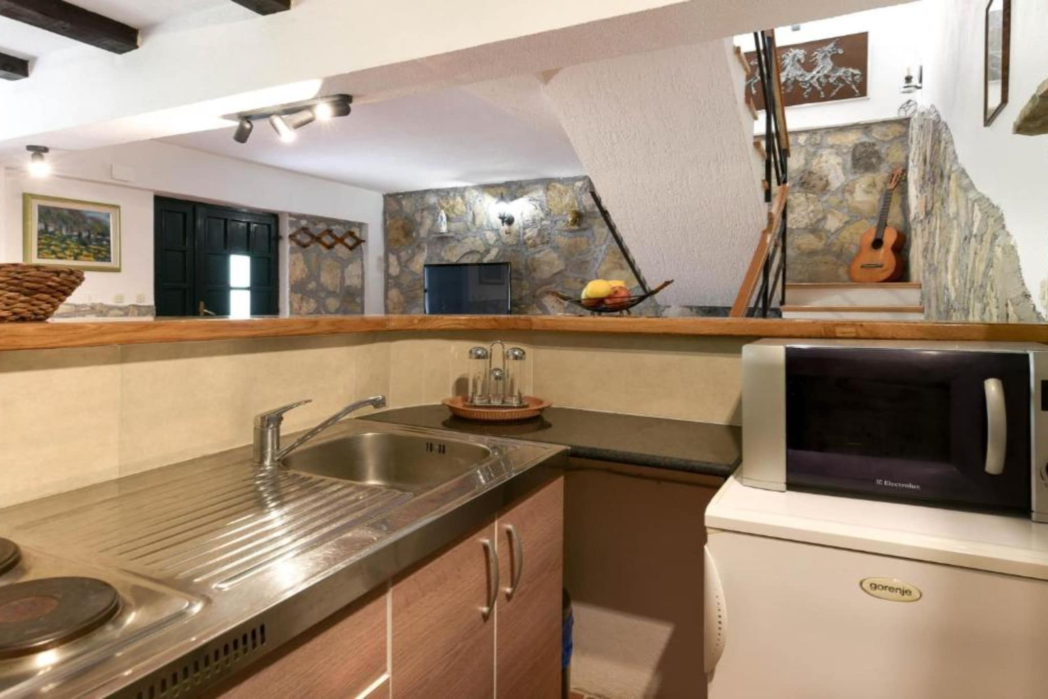 Villa Danica , Horizon Escape - Two Bedroom Holiday Home - Kitchen