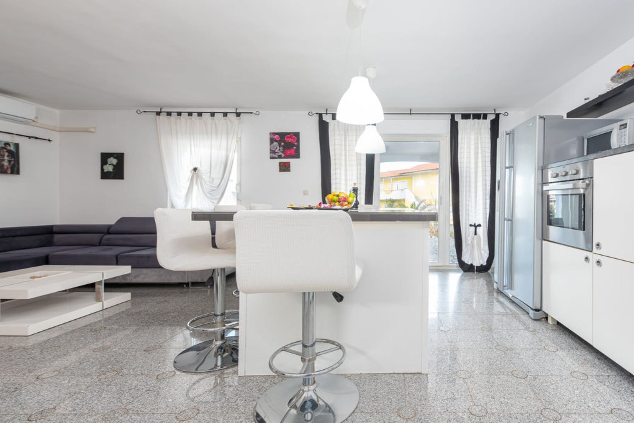 Marilona Welle Apartments Vir - Superior Two Bedroom Apartment  with Terrace - Woonkamer