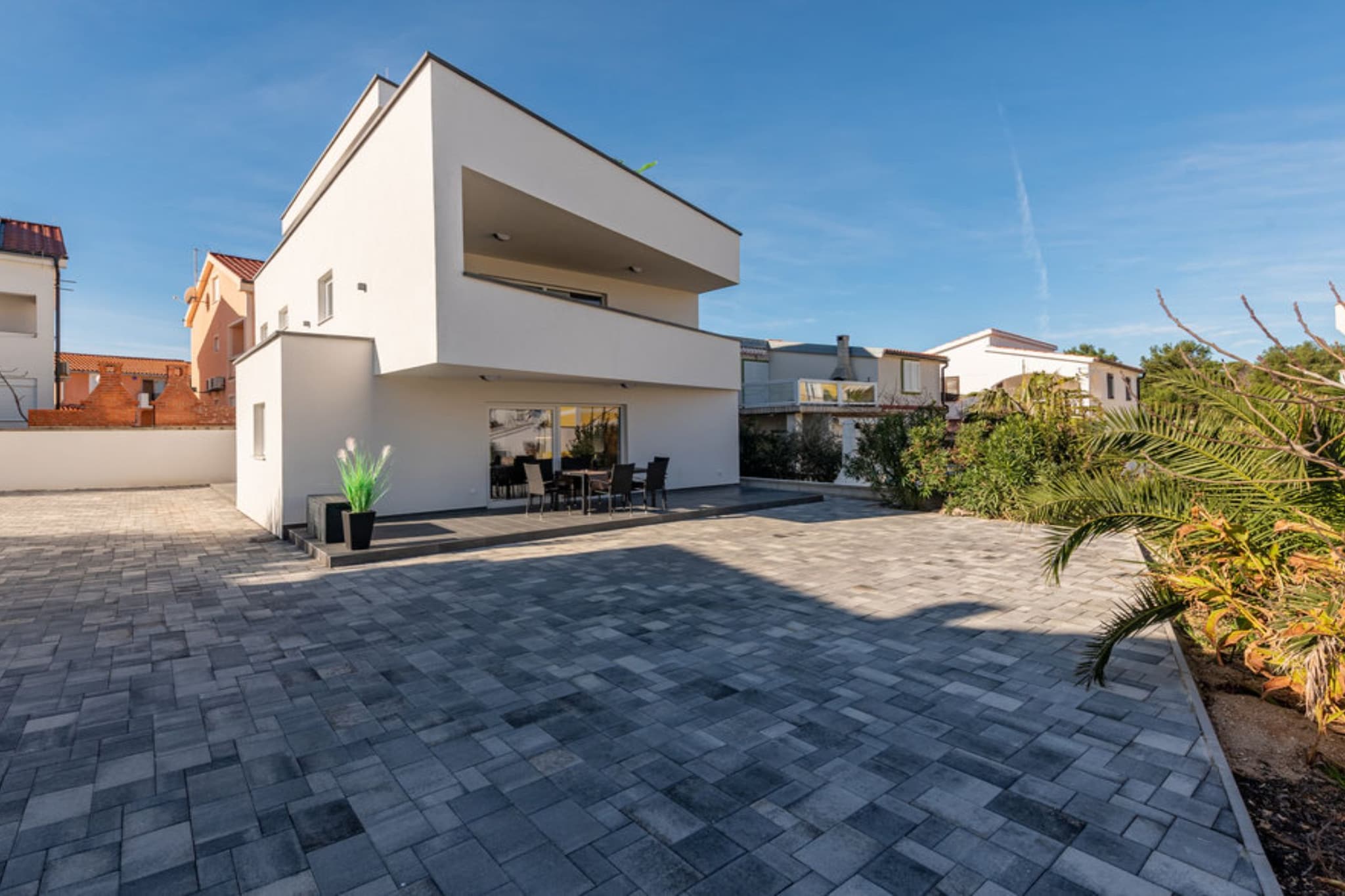 Marilona Welle Apartments Vir - De Luxe Three Bedroom Apartment with  Hot-Tub - Buitenlucht
