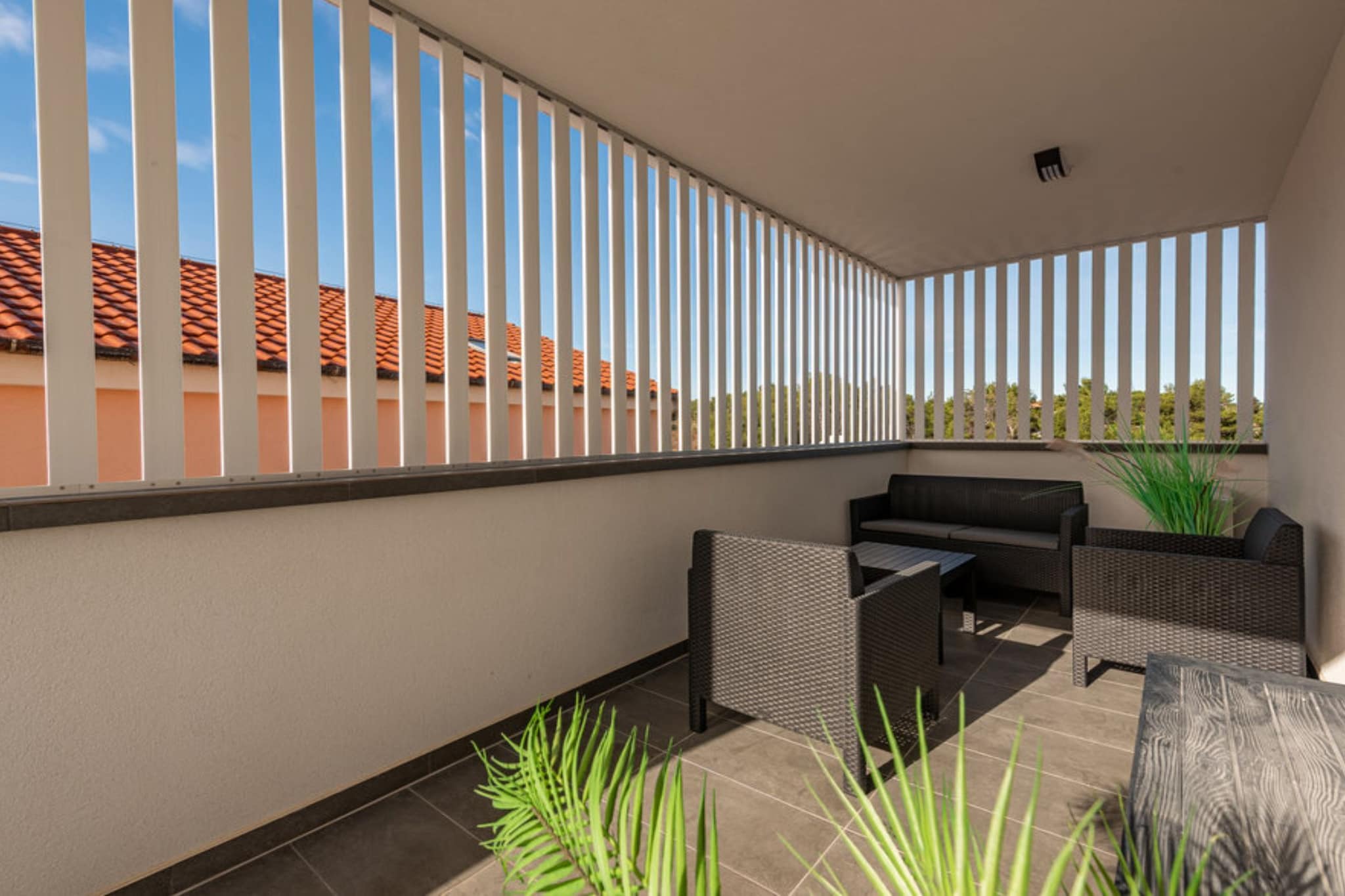 Marilona Welle Apartments Vir - De Luxe Three Bedroom Apartment with  Hot-Tub - Terras