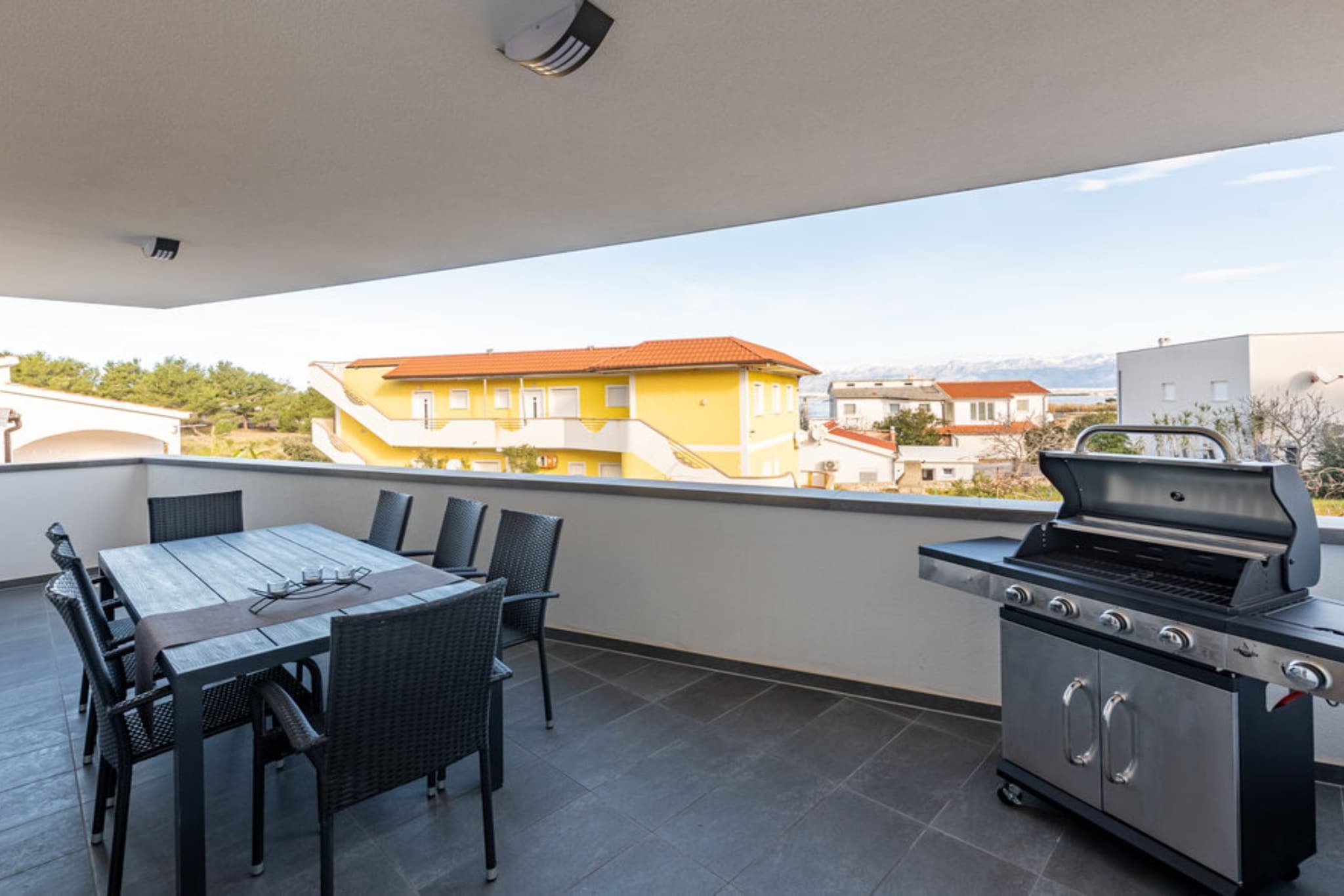 Marilona Welle Apartments Vir - De Luxe Three Bedroom Apartment with  Hot-Tub - Faciliteiten