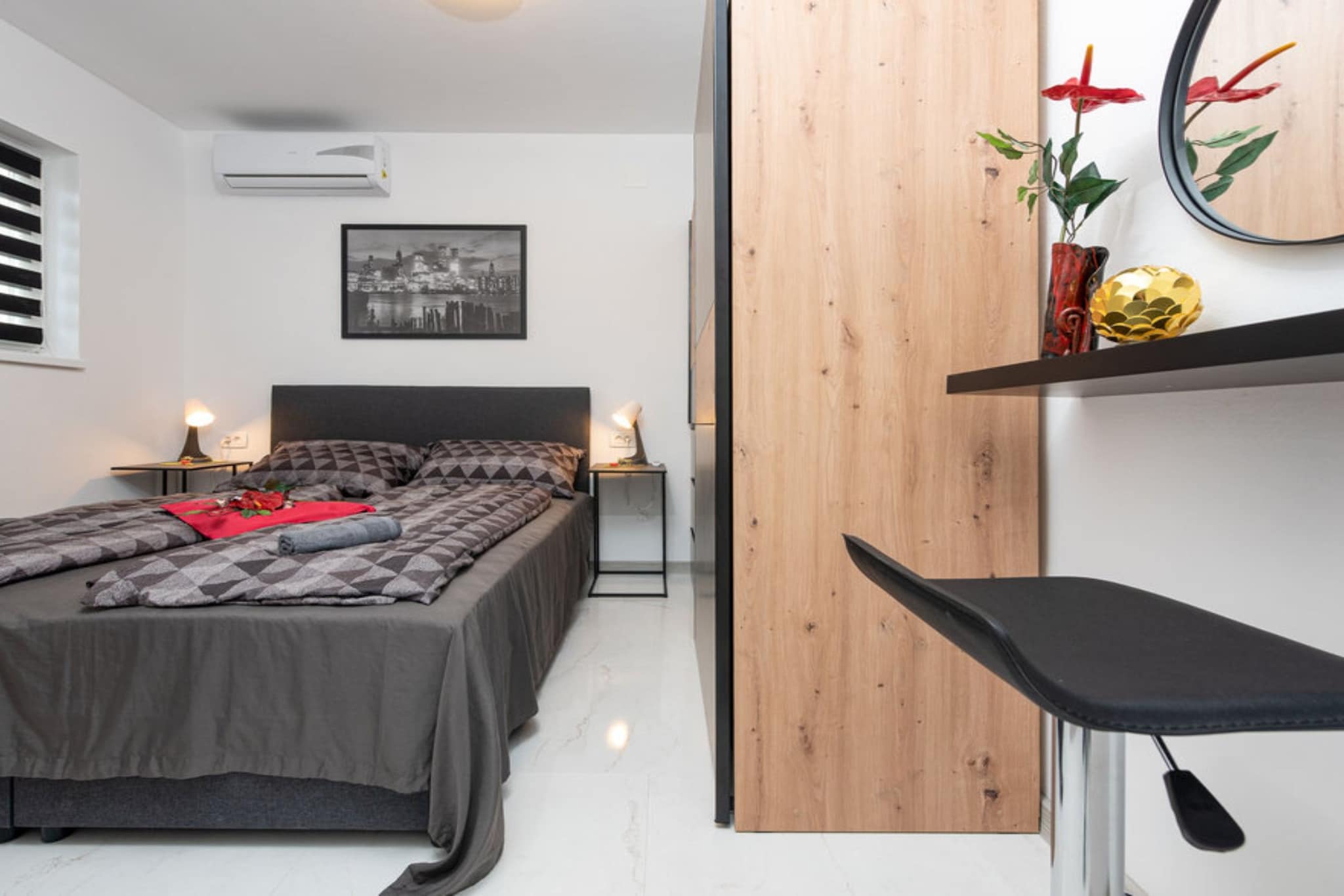 Marilona Welle Apartments Vir - De Luxe Three Bedroom Apartment with  Hot-Tub - Slaapkamer
