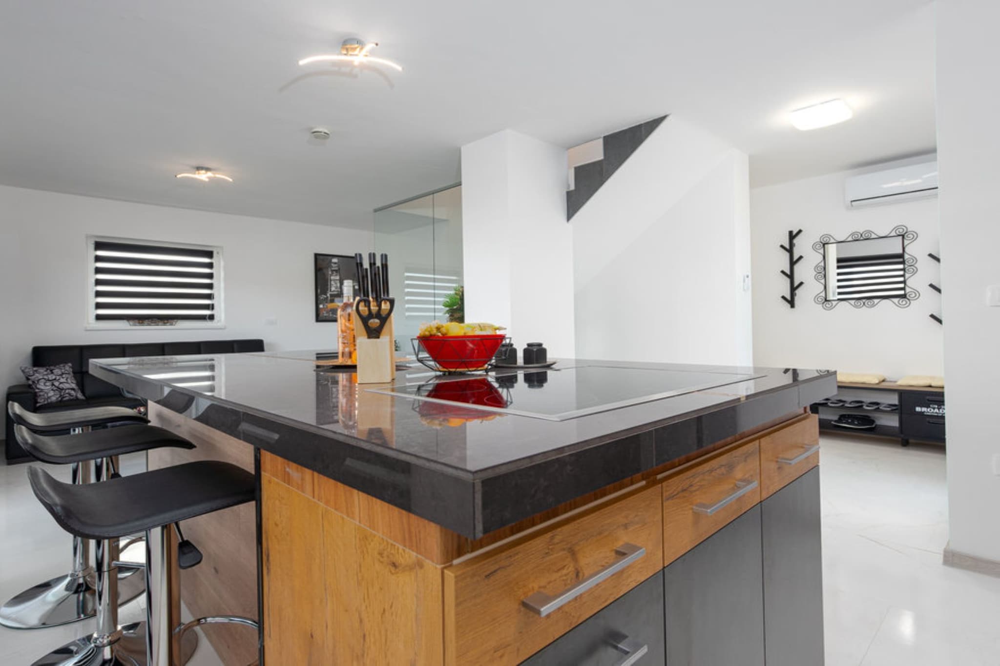 Marilona Welle Apartments Vir - De Luxe Three Bedroom Apartment with  Hot-Tub - Keuken