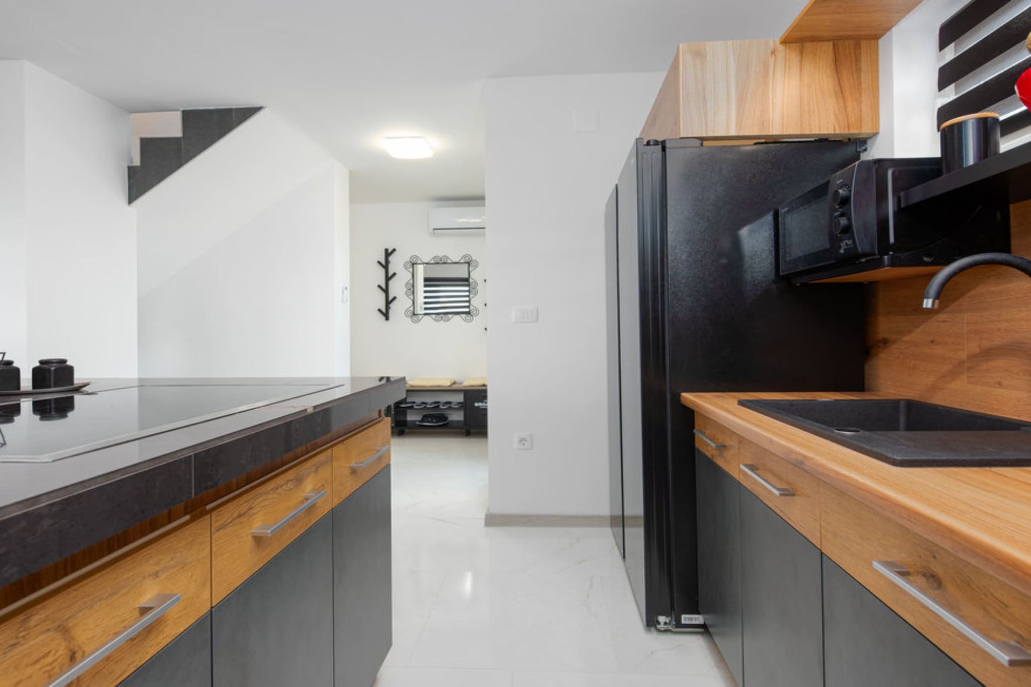Marilona Welle Apartments Vir - De Luxe Three Bedroom Apartment with  Hot-Tub - Keuken