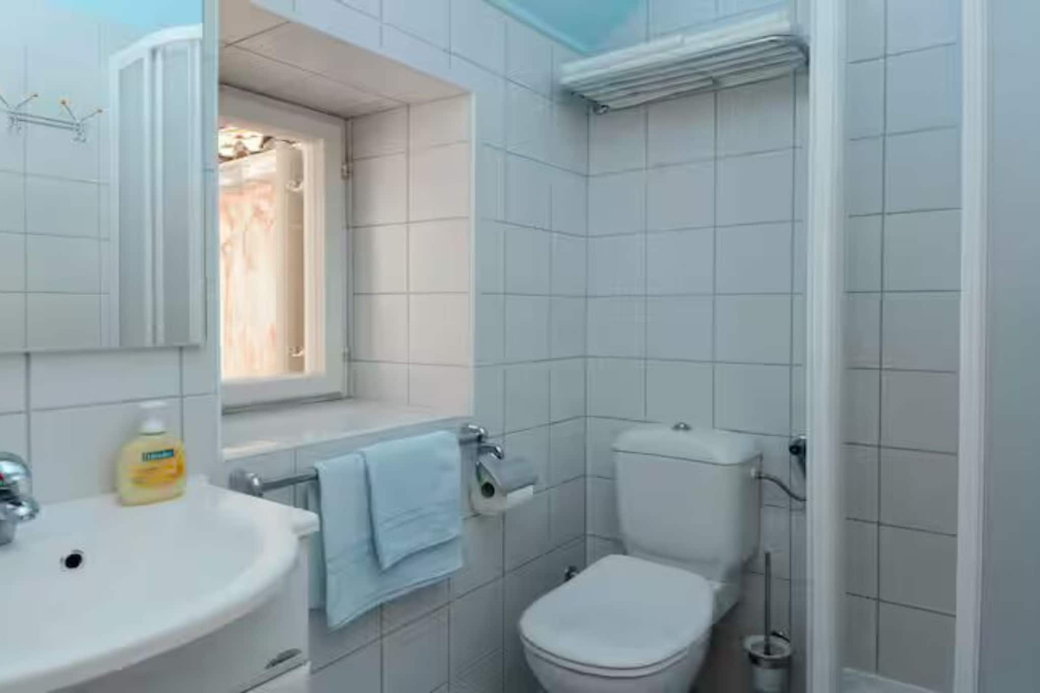 Beach House Legosi - Three bedroom house - Salle de bain