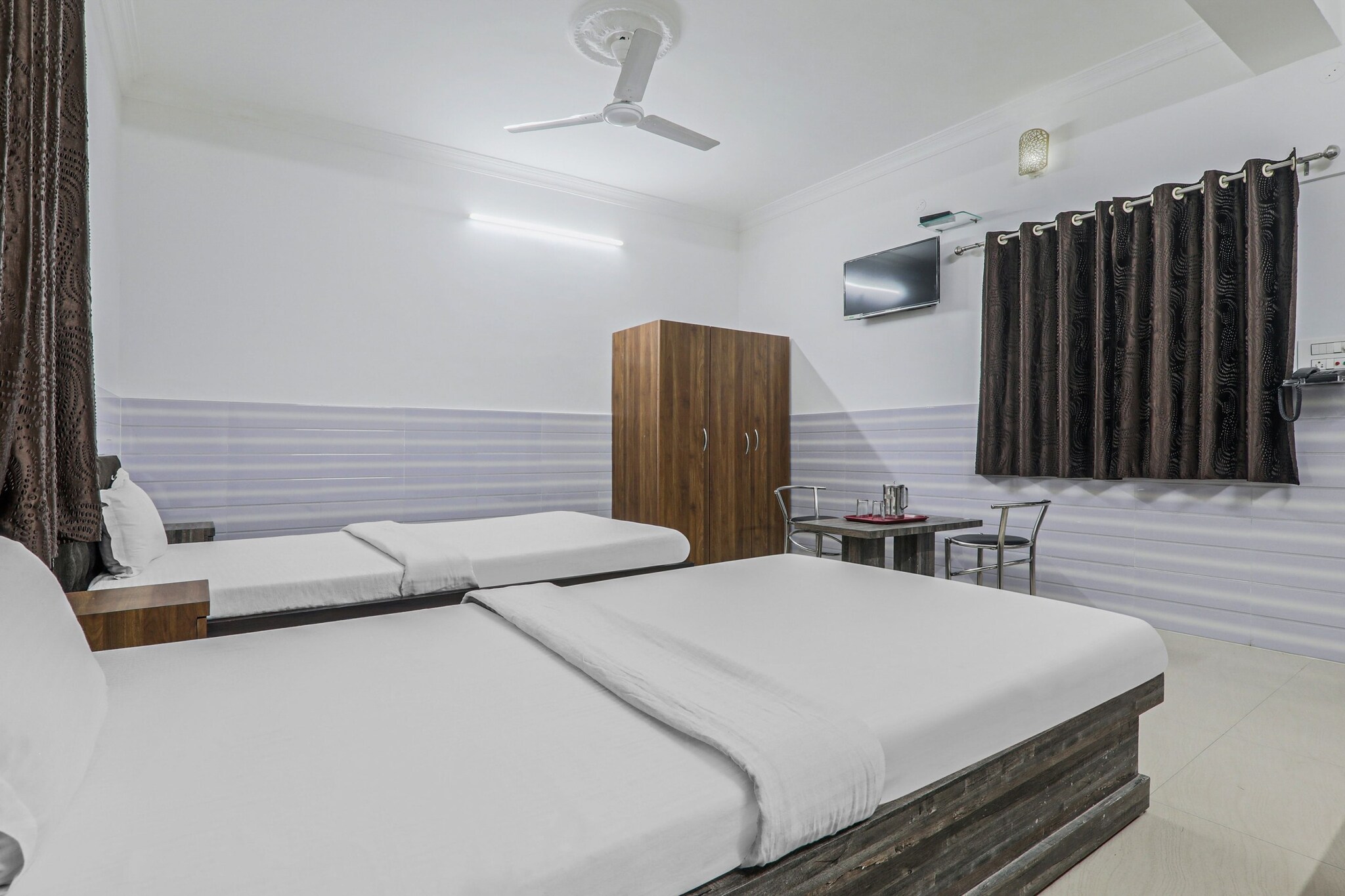 Unmarried couples are warmly welcome at this property.
Guests with local ID proof are warmly welcome.
Complimentary early check-in – Subject to availability. 
Check-in is only available to guests aged 18 and above. Please provide a government-issued ID to confirm your age.