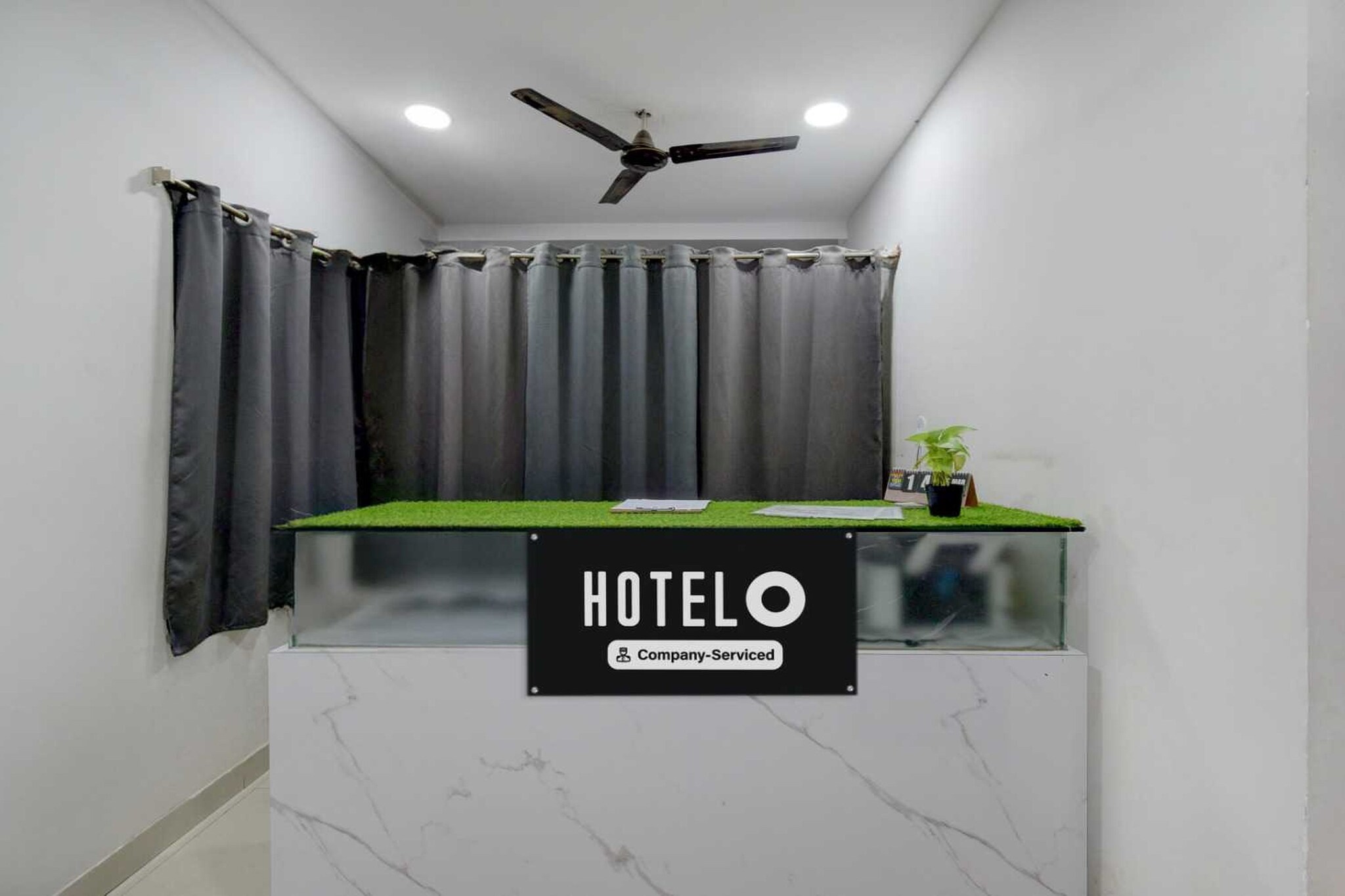 Ground floor: (bedroom(double bed, TV, seating area, air conditioning, telephone), bathroom(bathtub or shower, shower, washbasin, toilet, Towels incl., shampoo, body soap, hot water))
