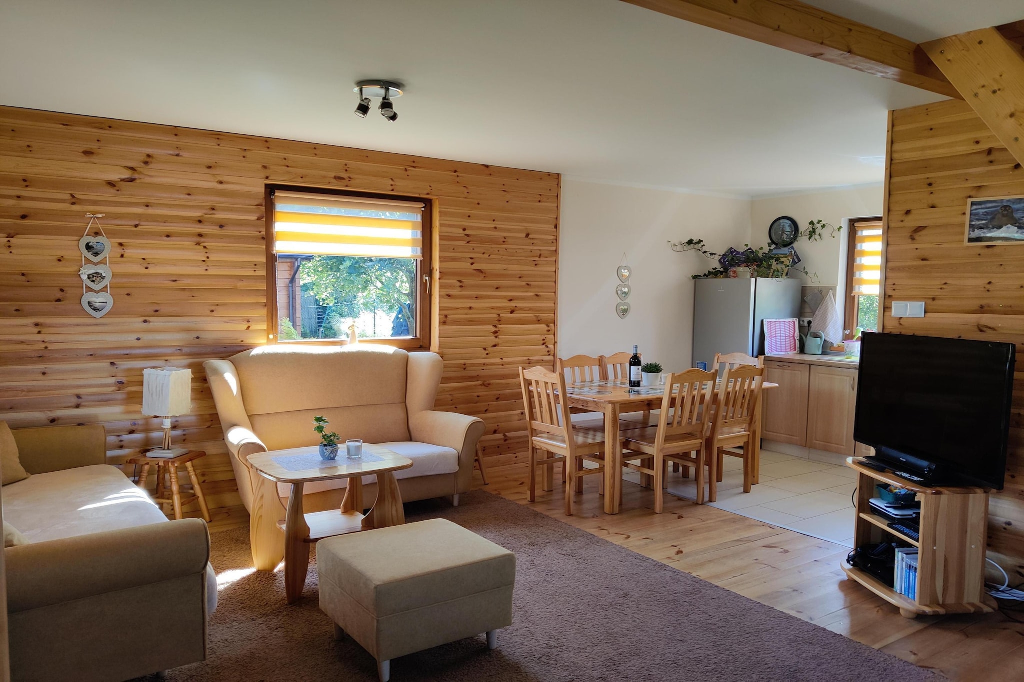 Dom wakacyjny z Klimatem Smołdziński Las - Wohnzimmer