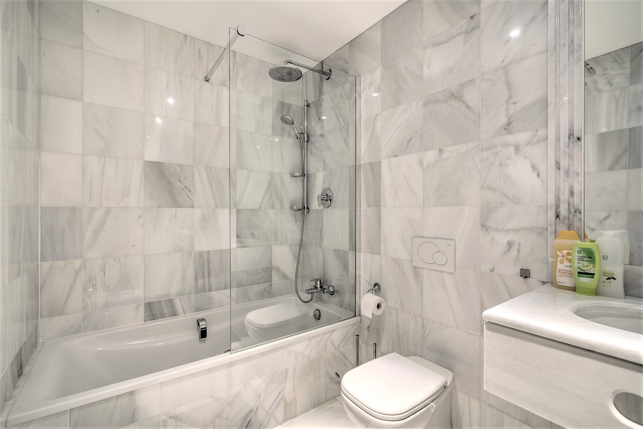 MR_4F - Bathroom