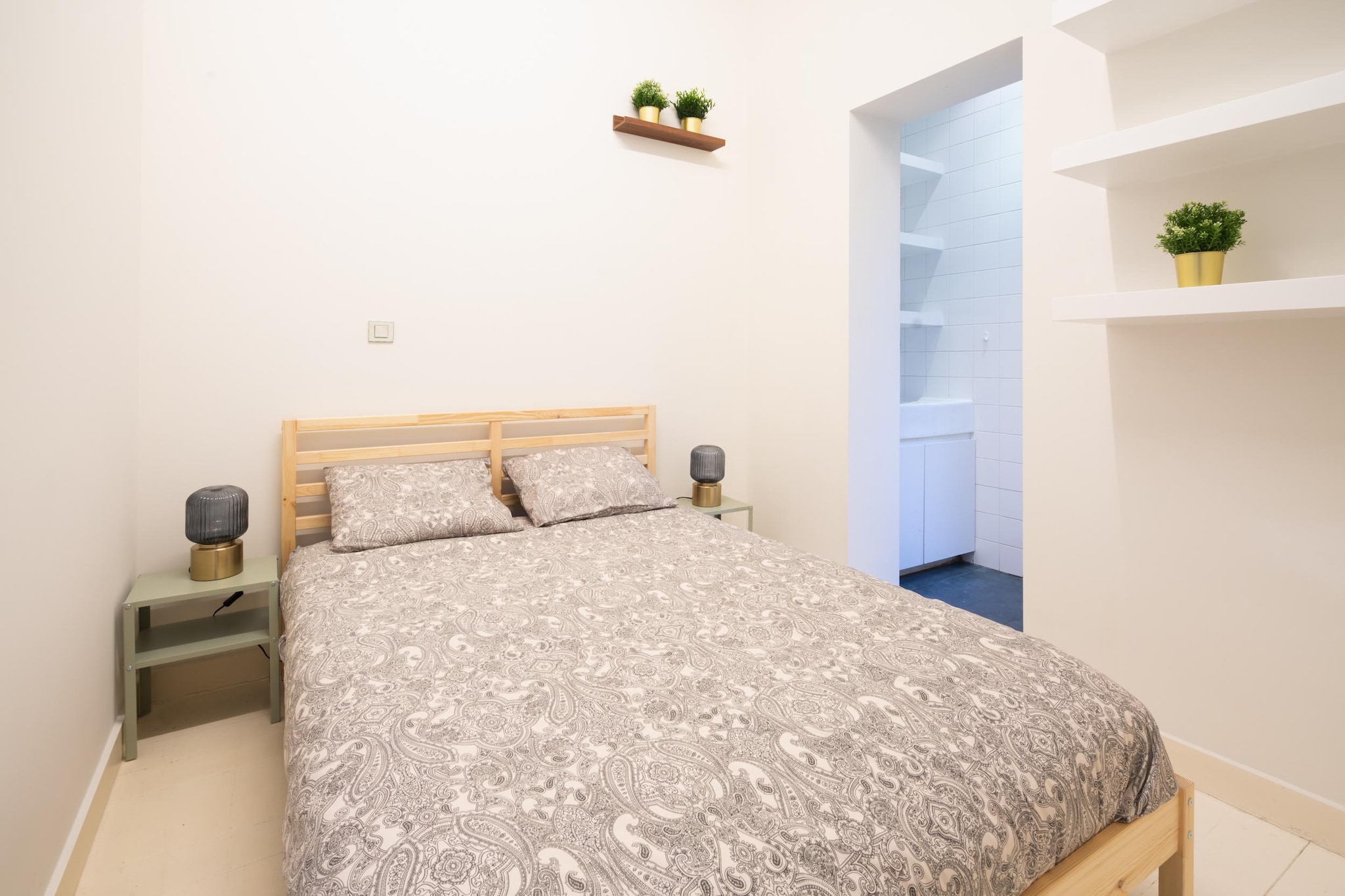 NS_24_1 - Bedroom