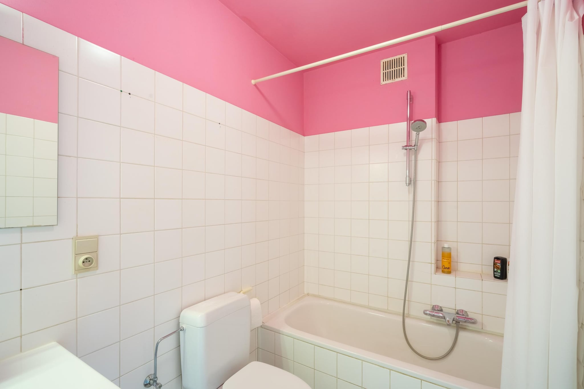 NS_66_1_RA - Bathroom