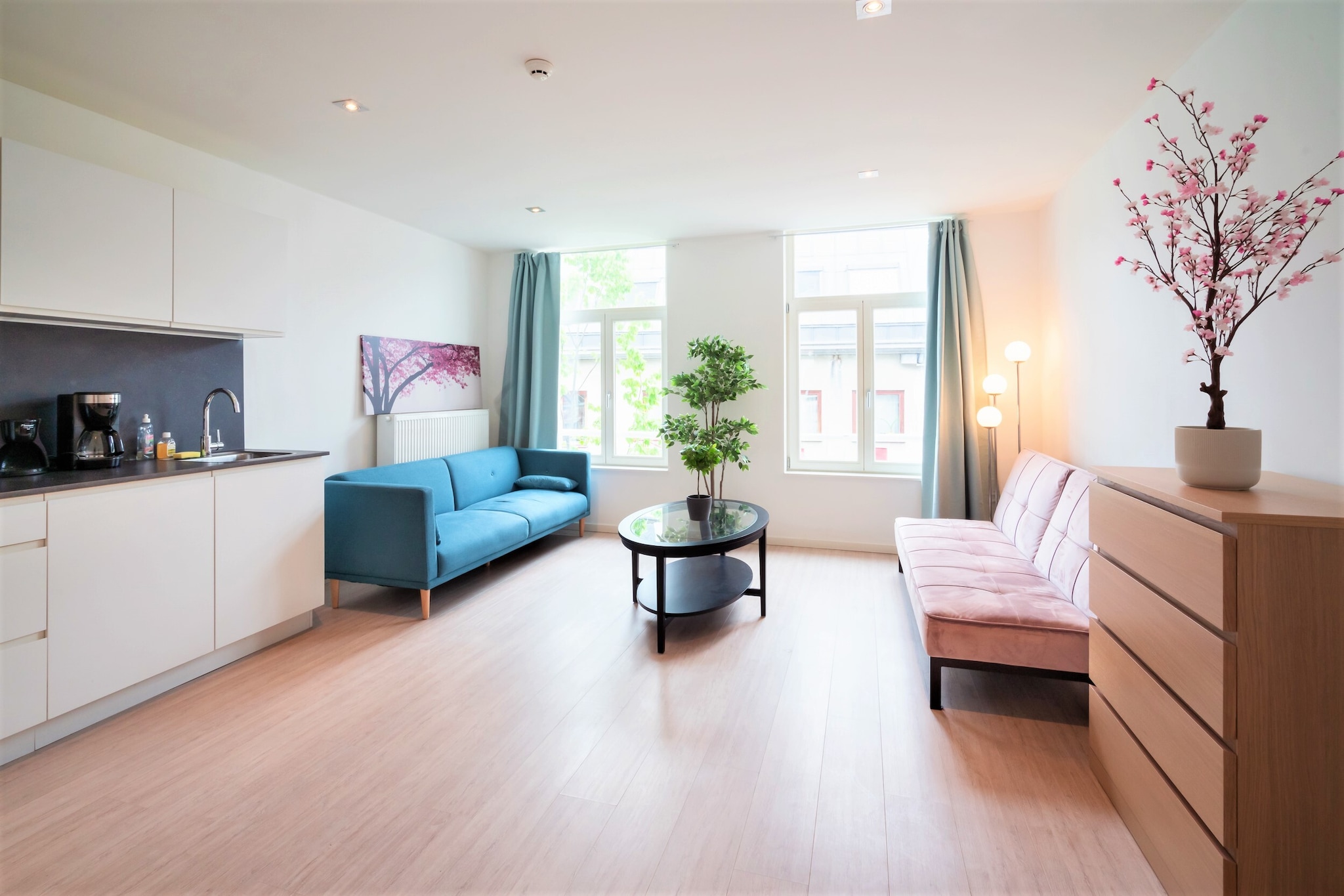 SHV_26_1 - Living room