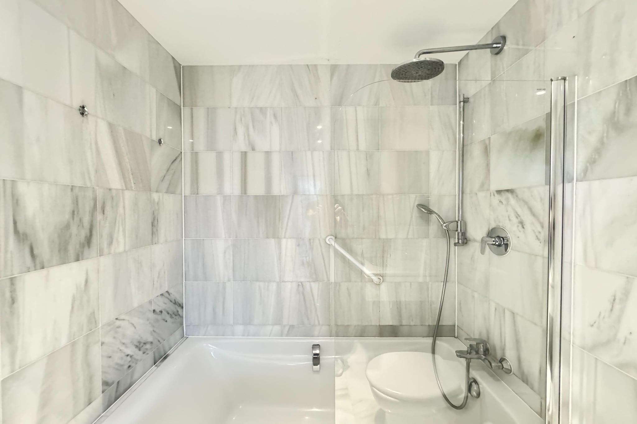MR_4C - Bathroom