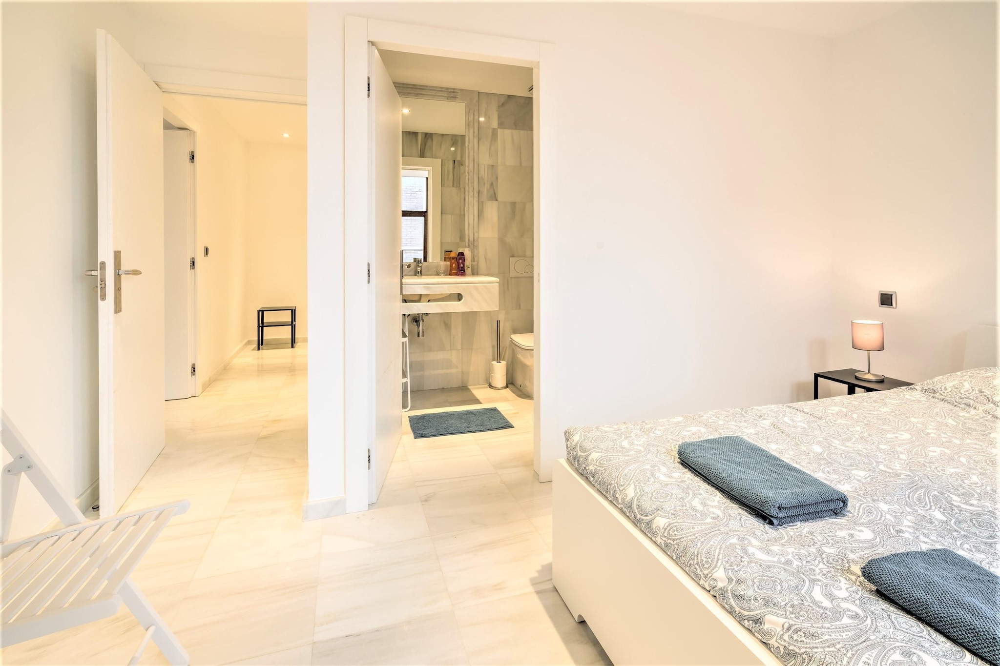 MR_4E - Bedroom