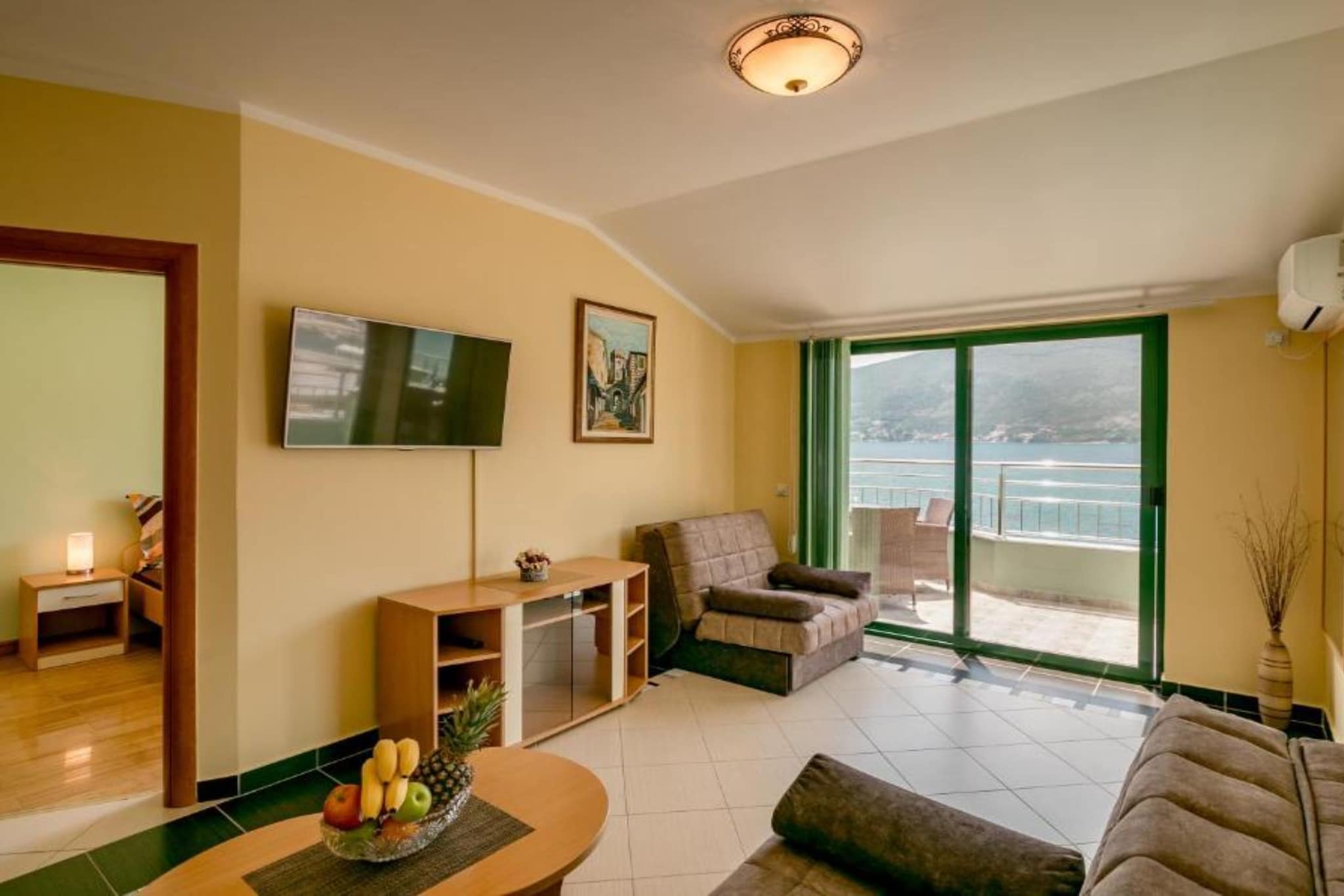 Amor Residence - One Bedroom Apartment with Terrace and Sea View (1 )