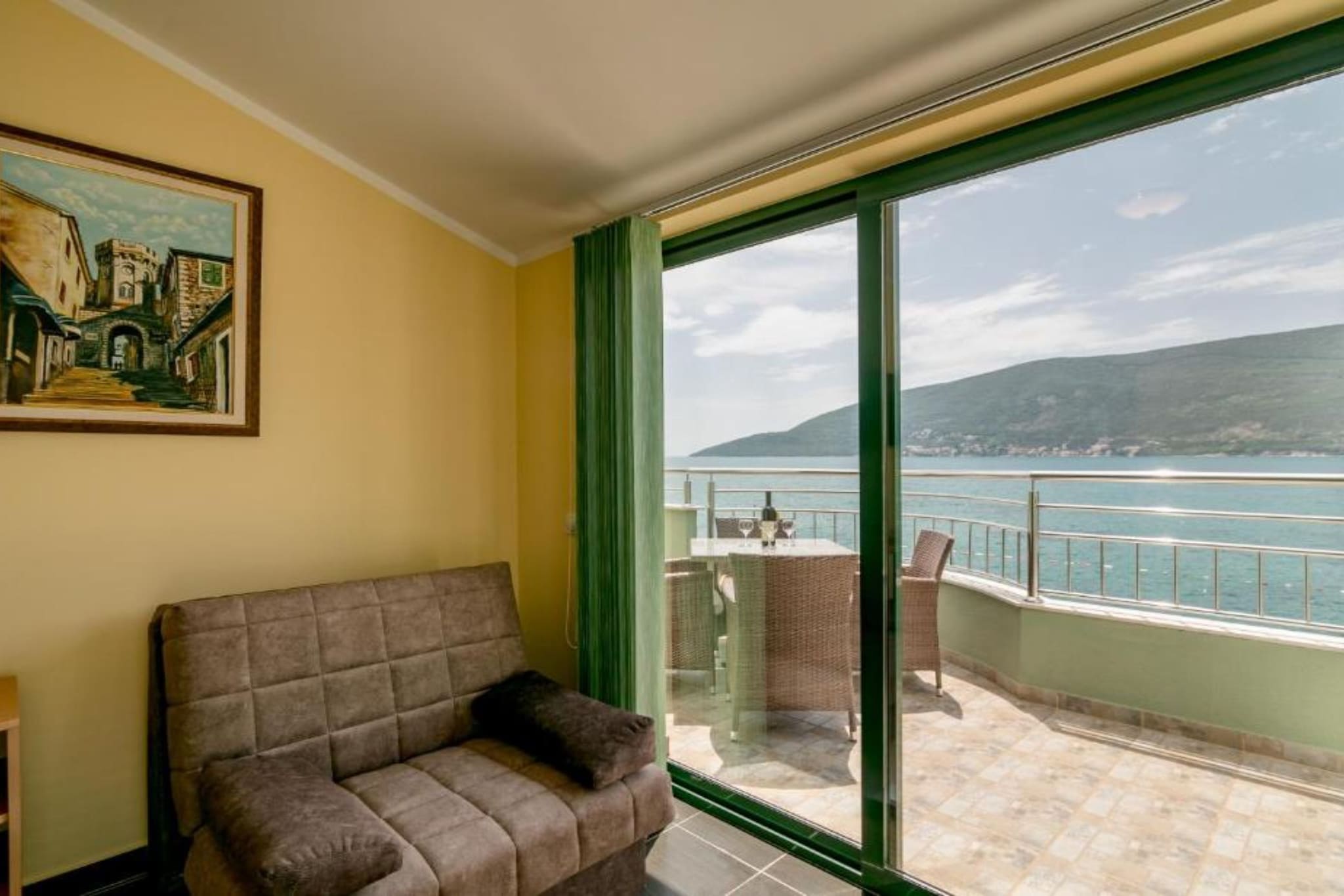 Amor Residence - One Bedroom Apartment with Terrace and Sea View (5 )