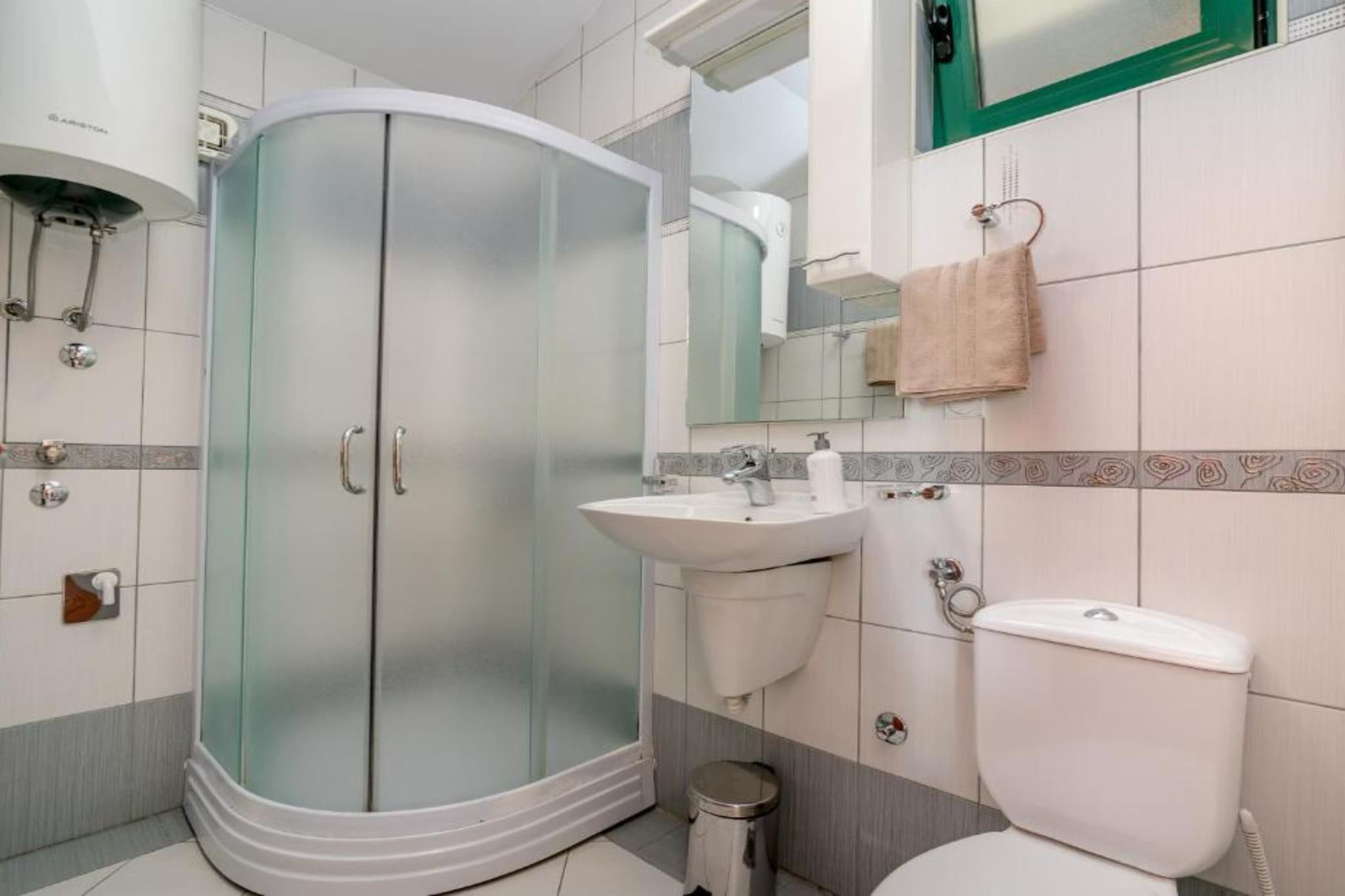 Amor Residence - Studio Apartment with Terrace and Partial Sea View (3 ) - Bathroom