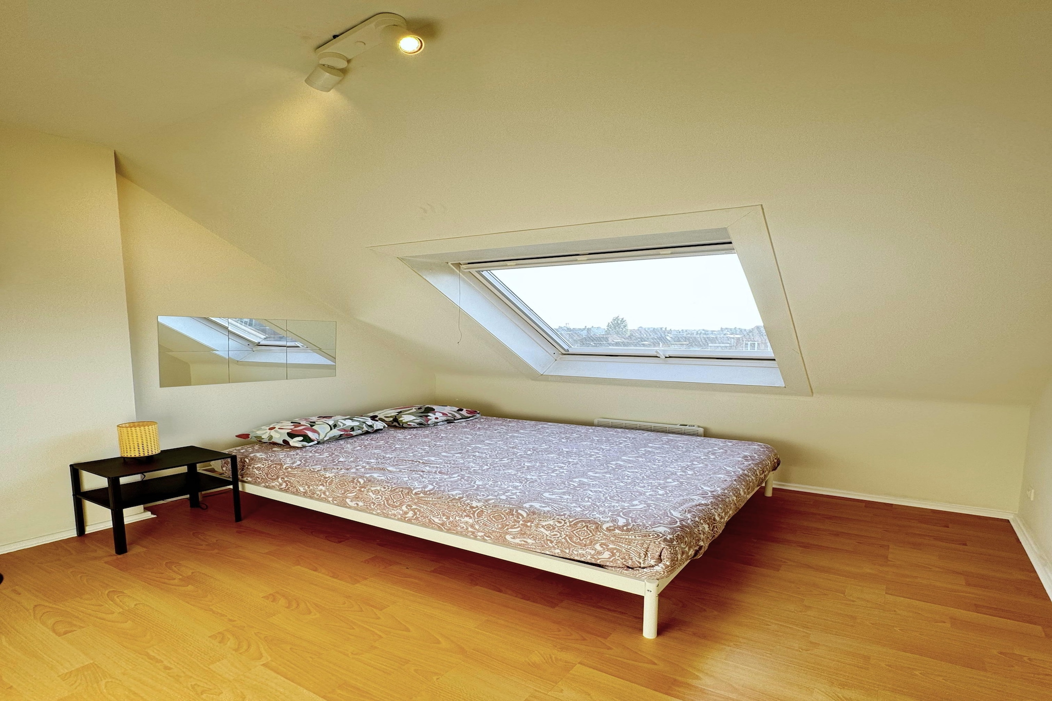 NS_66_5_R - Schlafzimmer