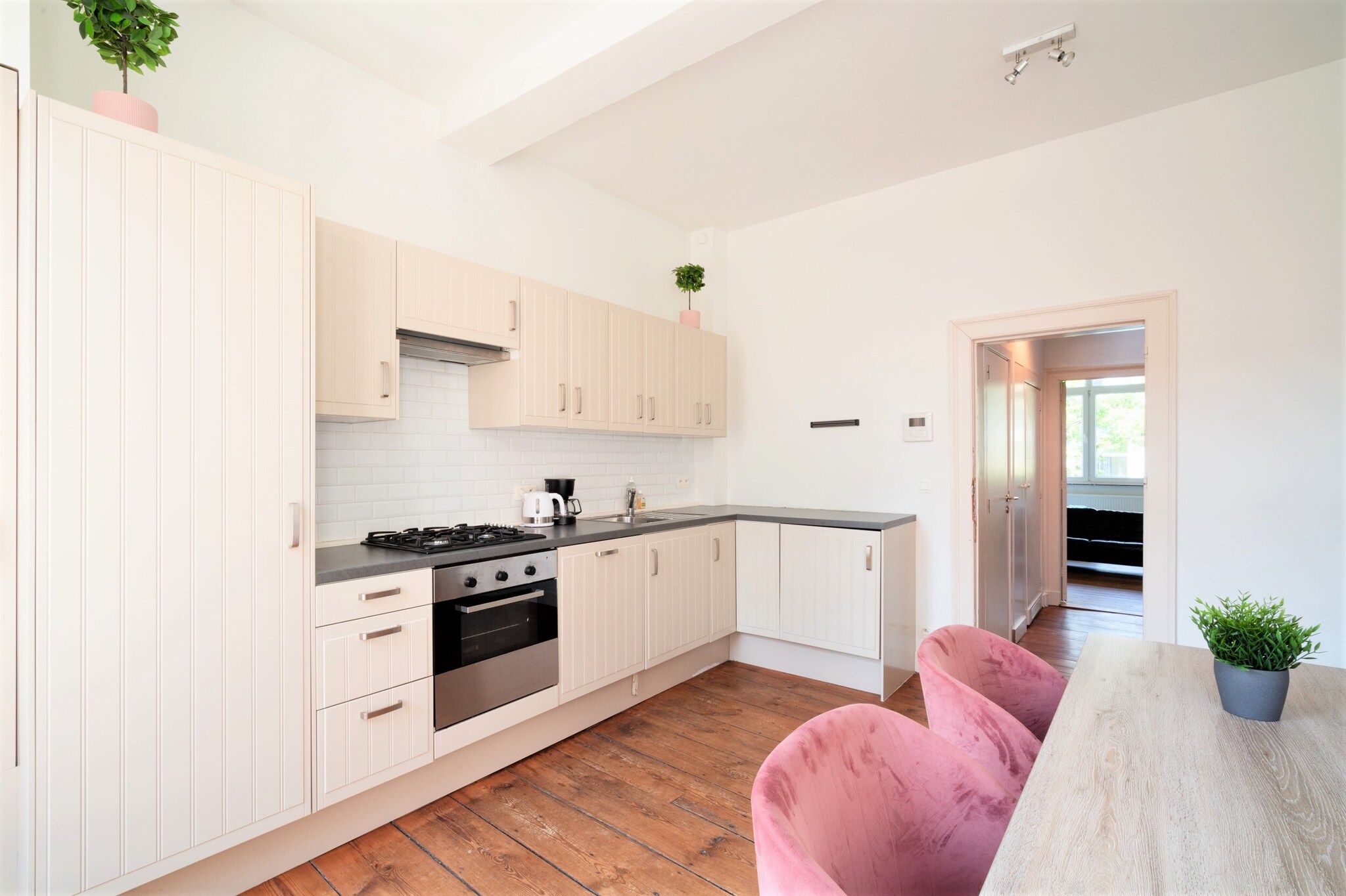 OV_3_2 - Kitchen