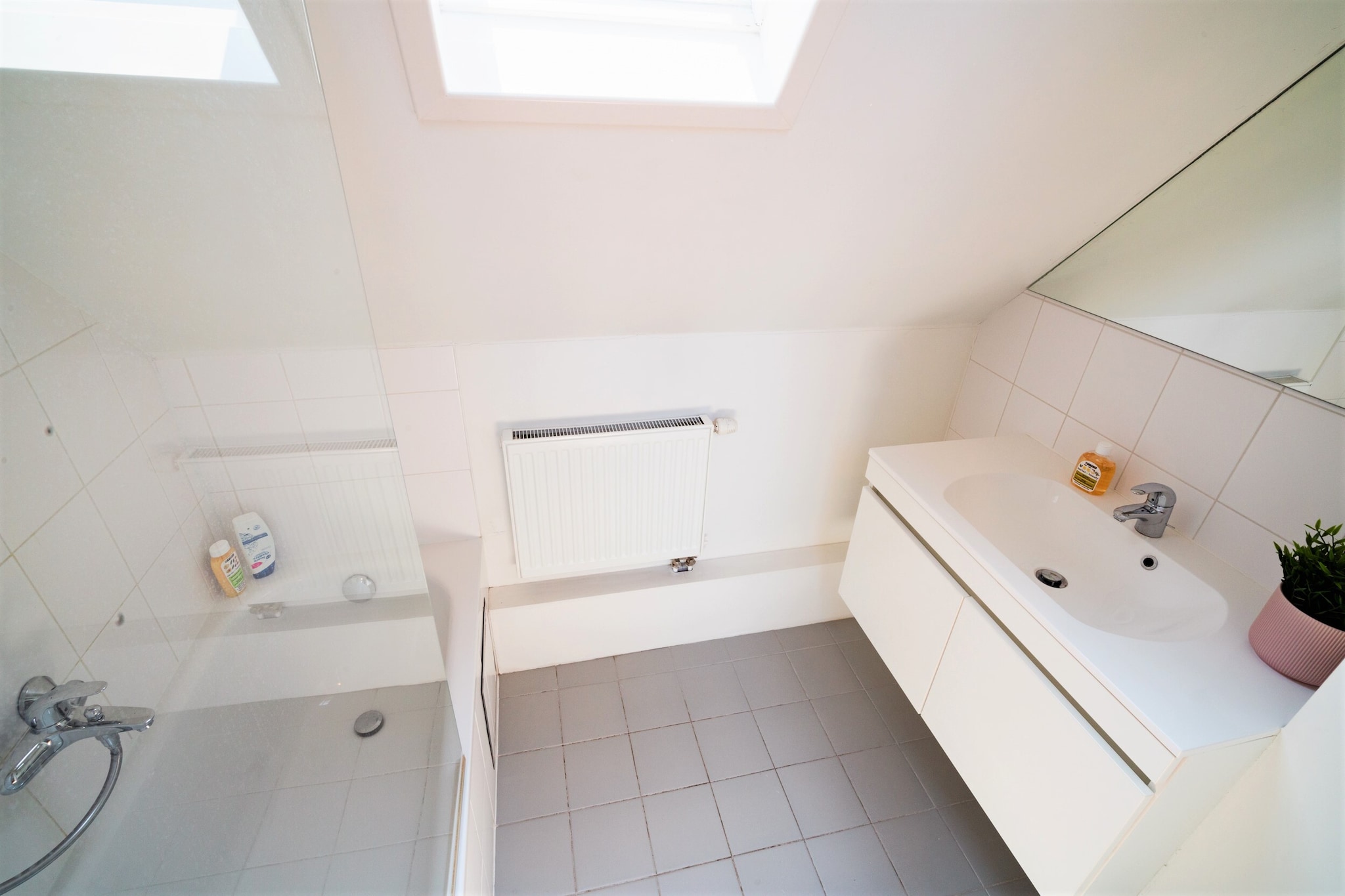 OV_3_2 - Bathroom