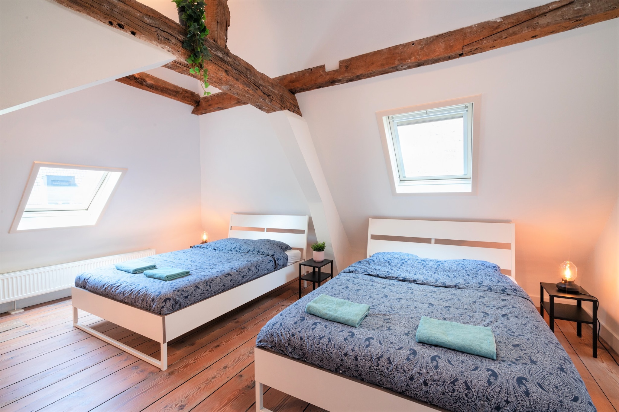 OV_3_2 - Bedroom