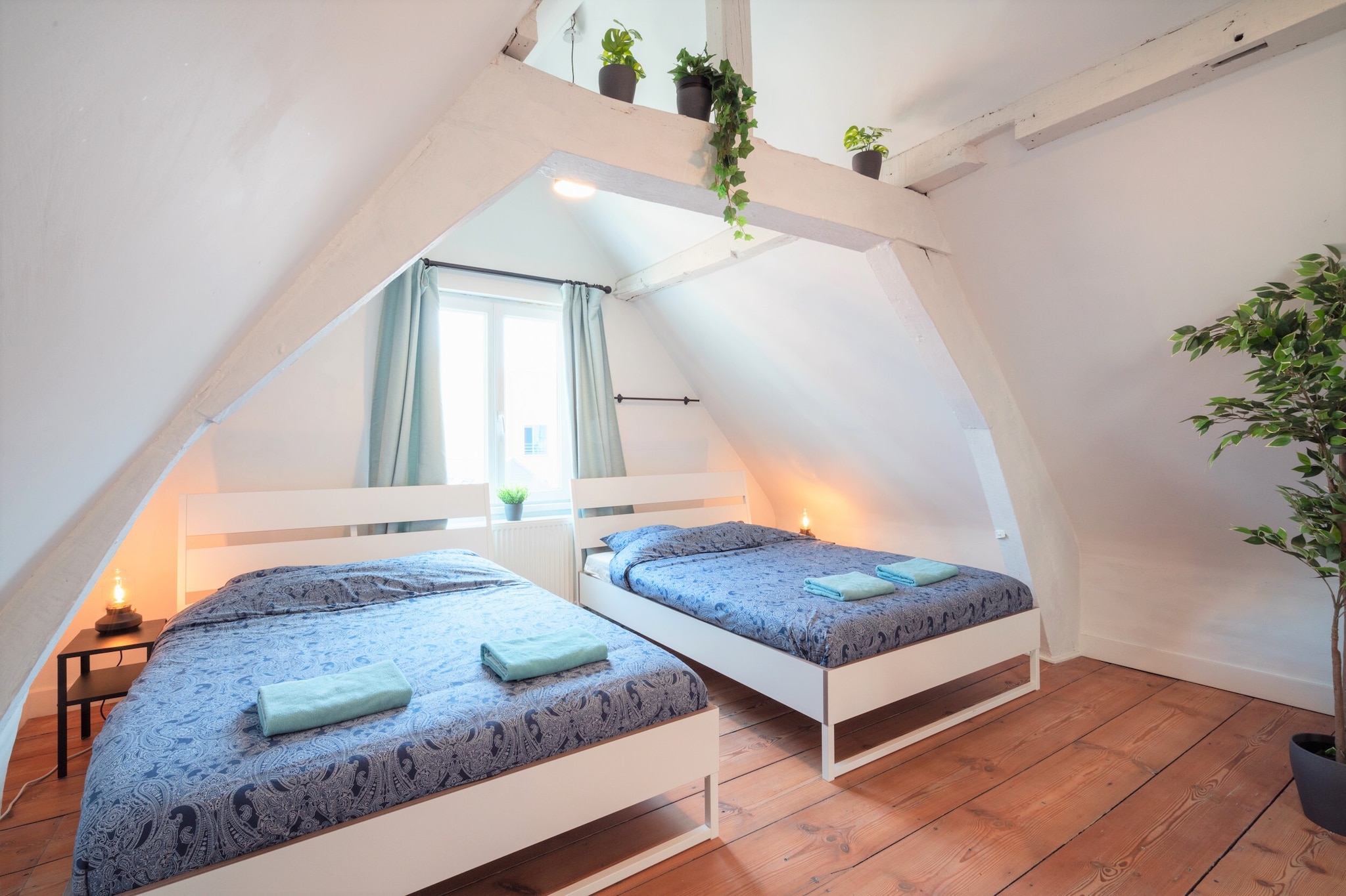OV_3_2 - Bedroom