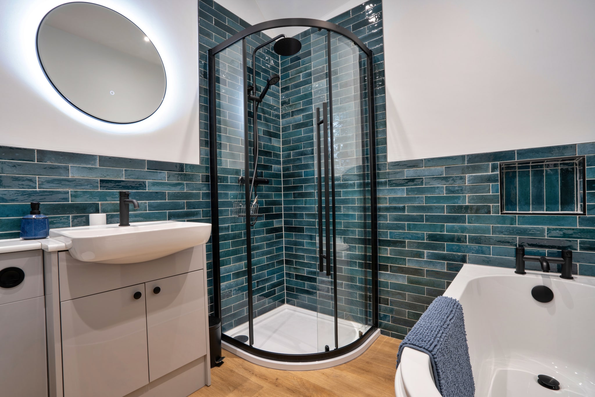 East Bank - Badkamer
