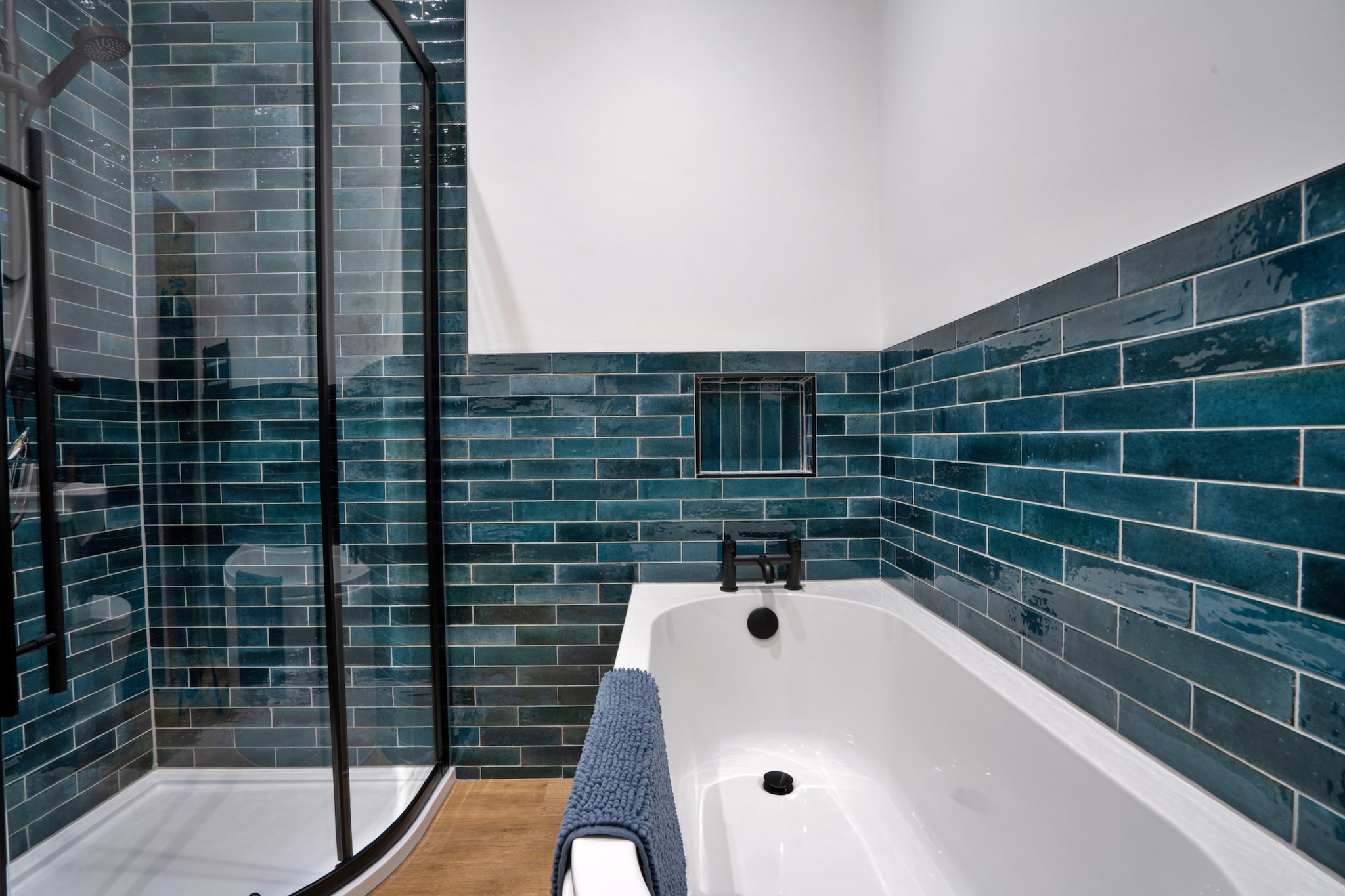 East Bank - Badkamer