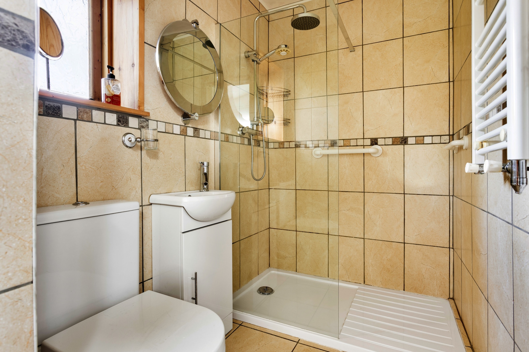 Vine Barn Studio - Badkamer