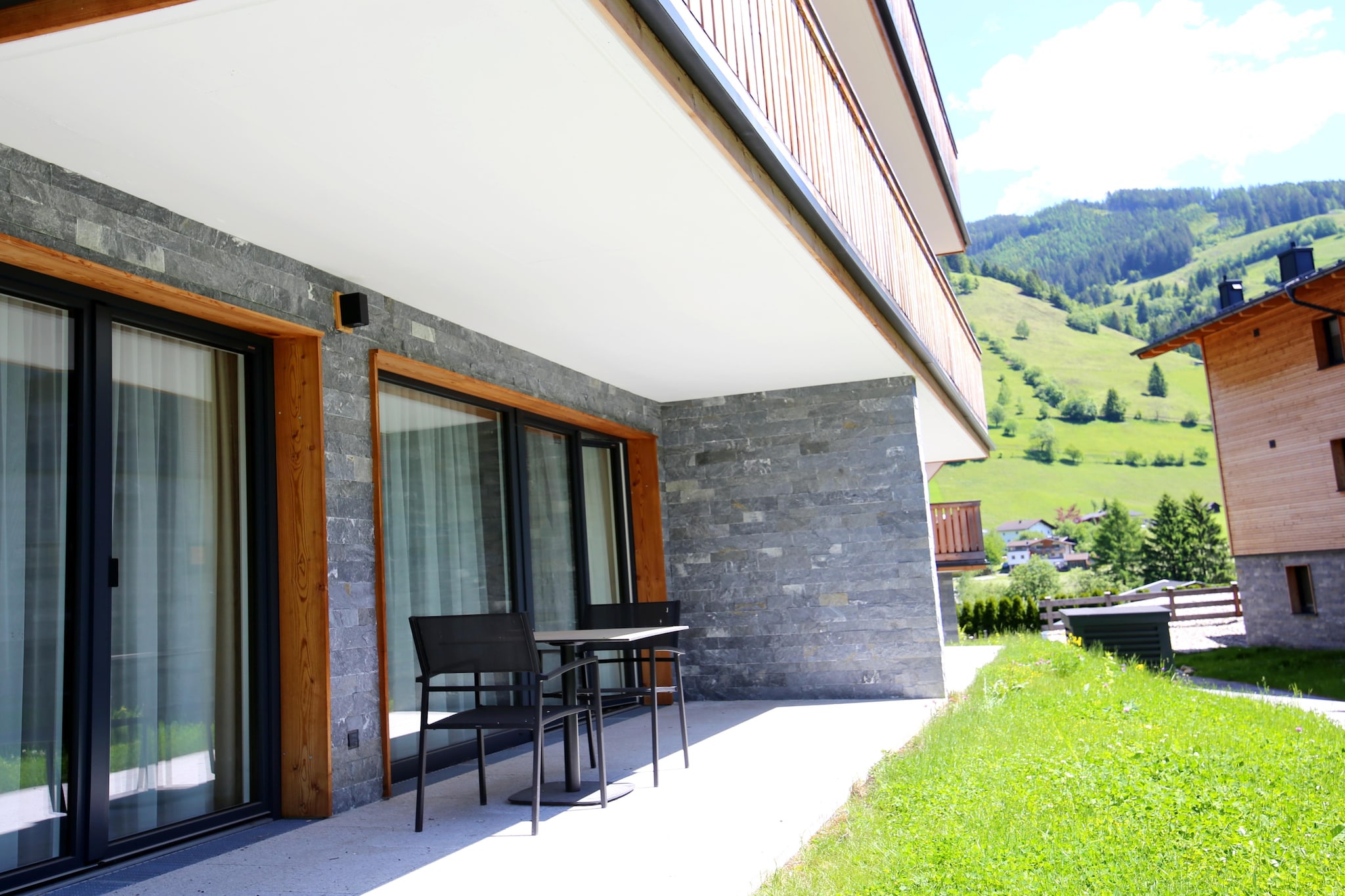 Alpinegold Residenz Kristallquelle Suite - Terrace balcony