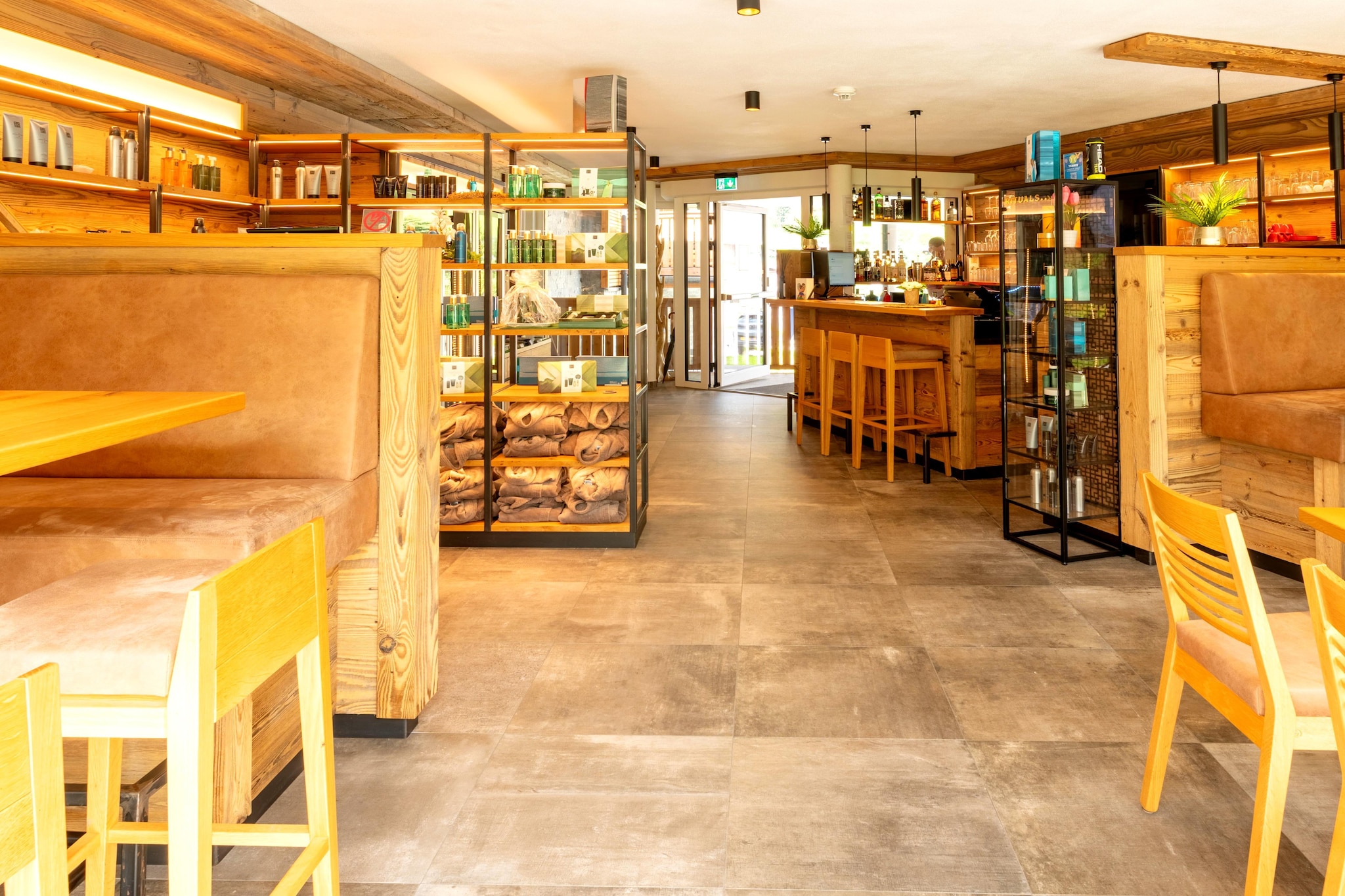 Alpinegold Residenz Kristallquelle Suite - Areas within 5km in summer