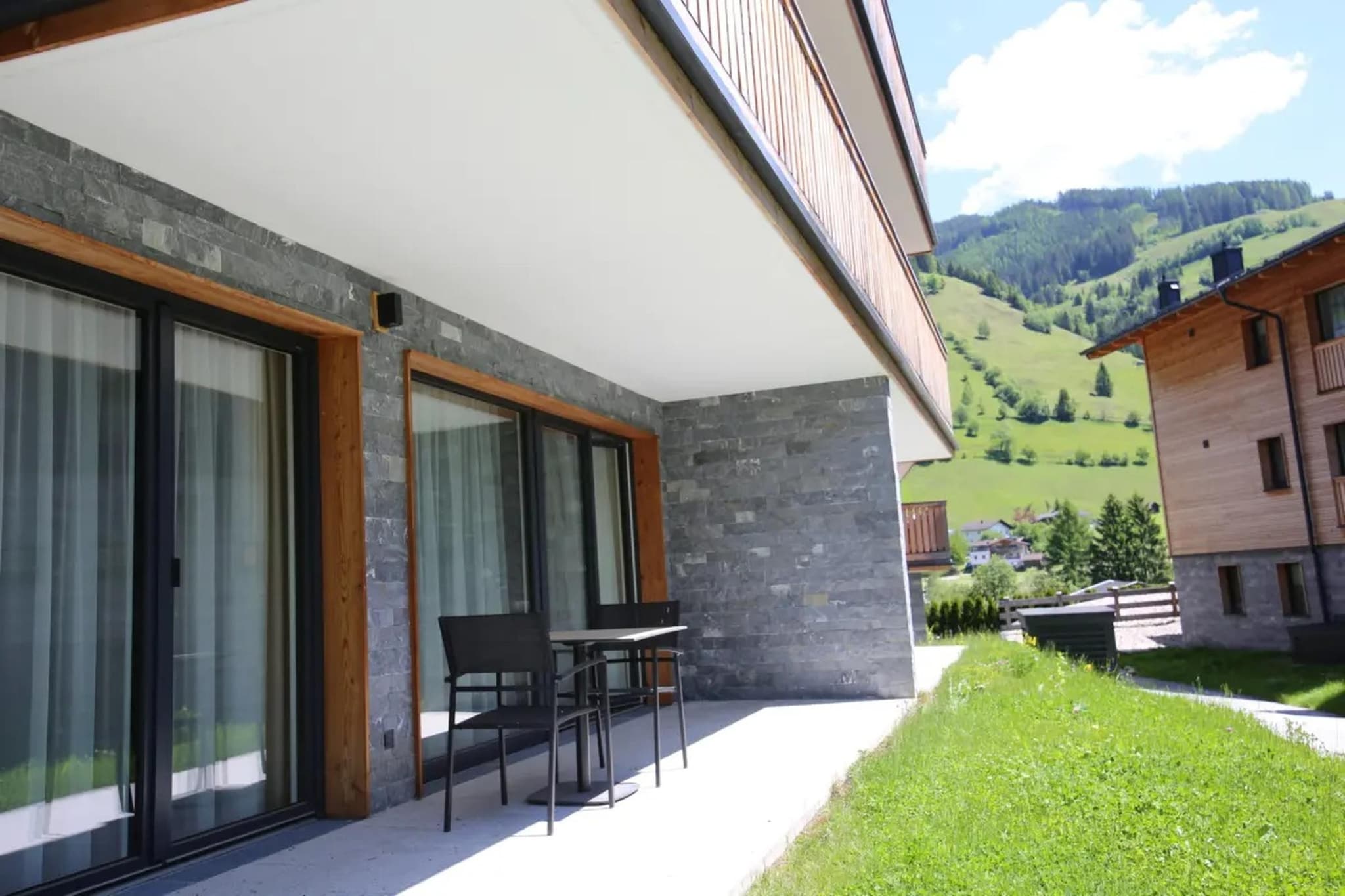 Alpinegold Residenz Kristallquelle Suite - Terrasbalkon