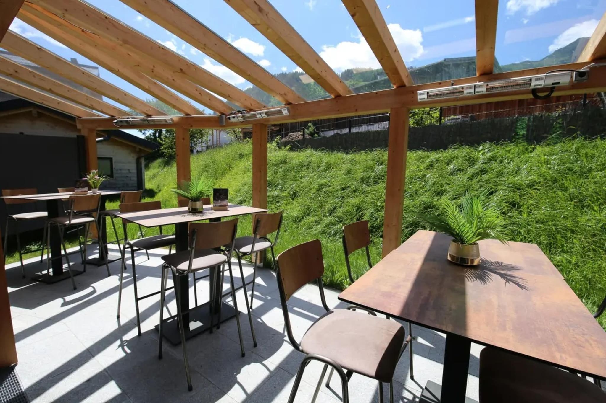 Alpinegold Residenz Kristallquelle Suite - Terrasbalkon