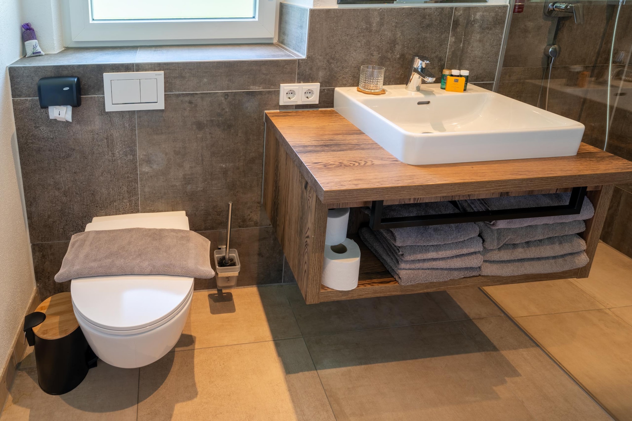 Alpinegold Residenz Gamskogel Suite - Badkamer