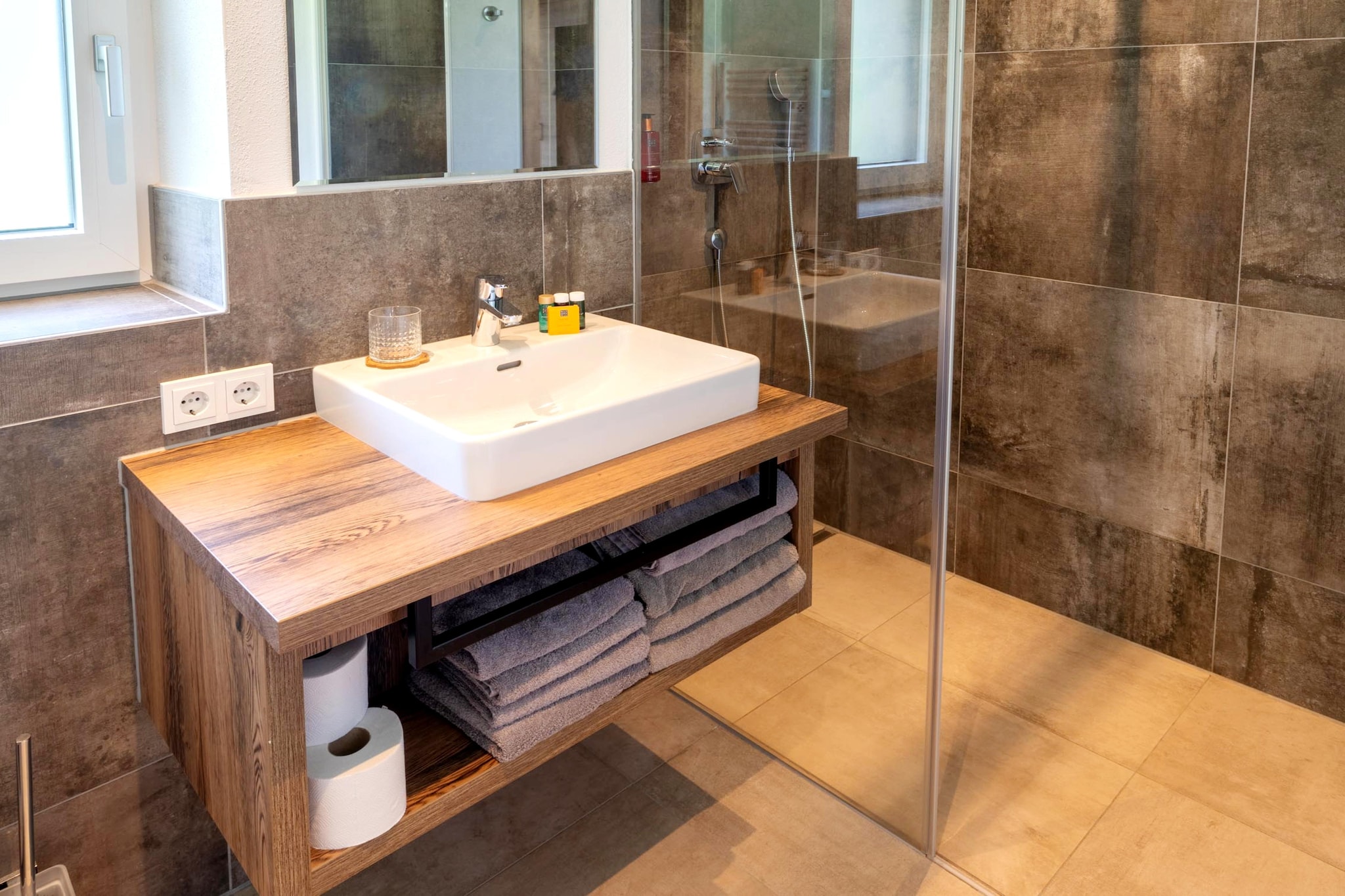 Alpinegold Residenz Goldquelle Penthouse Suite - Badkamer