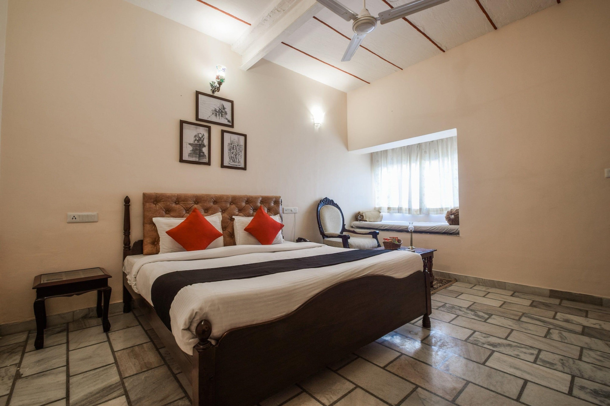 Enjoy a comfortable and hassle-free experience at our thoughtfully designed property. Each room is equipped with modern amenities, cozy bedding, and elegant decor to make you feel right at home. Located conveniently with easy access to public transport and major attractions, it's perfect for both business and leisure travelers. Cleanliness and guest comfort are our top priorities, and our team is available 24/7 to assist you throughout your stay.
 
Unmarried couples are warmly welcome at this property.
Guests with local ID proof are warmly welcome.
Early Check-In Policy: A full day’s room rate will be charged for check-ins before 6:00 AM. Complimentary early check-in is available between 6:00 AM and 10:00 AM, subject to room availability.
 
Check-in is only available to guests aged 18 and above. Please provide a government-issued ID to confirm your age.