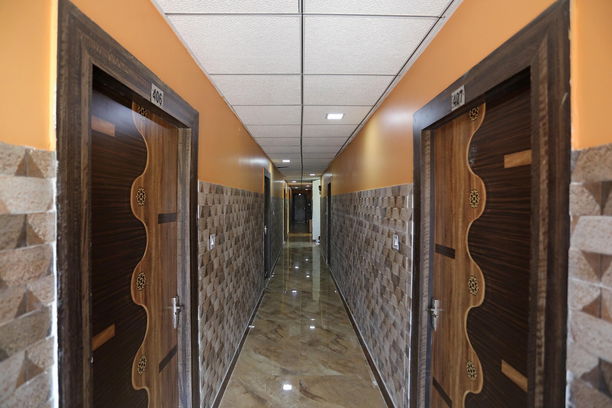 Collection O Kolkata Airport Road