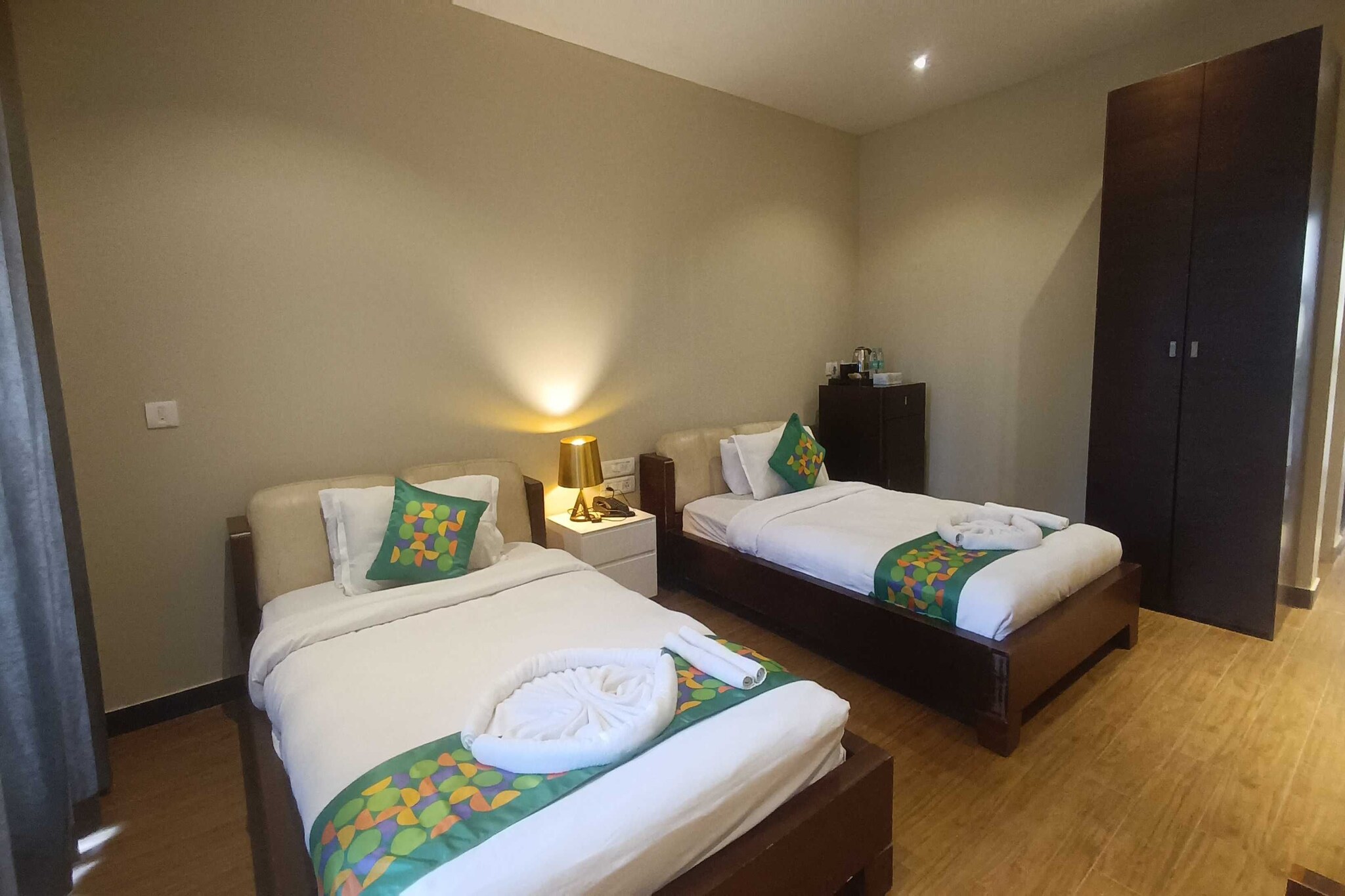 Enjoy a comfortable and hassle-free experience at our thoughtfully designed property. Each room is equipped with modern amenities, cozy bedding, and elegant decor to make you feel right at home. Located conveniently with easy access to public transport and major attractions, it's perfect for both business and leisure travelers. Cleanliness and guest comfort are our top priorities, and our team is available 24/7 to assist you throughout your stay.
 
Unmarried couples are warmly welcome at this property.
Guests with local ID proof are warmly welcome.
Early Check-In Policy: A full day’s room rate will be charged for check-ins before 6:00 AM. Complimentary early check-in is available between 6:00 AM and 10:00 AM, subject to room availability.
 
Check-in is only available to guests aged 18 and above. Please provide a government-issued ID to confirm your age.